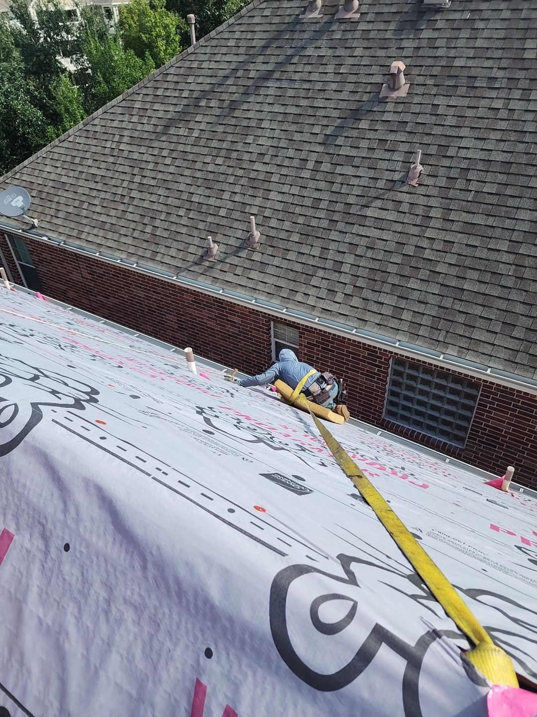 Residential Roofing Installation using Owen's Corning Duration (Lifetime) Shingles by Roof Repair Company