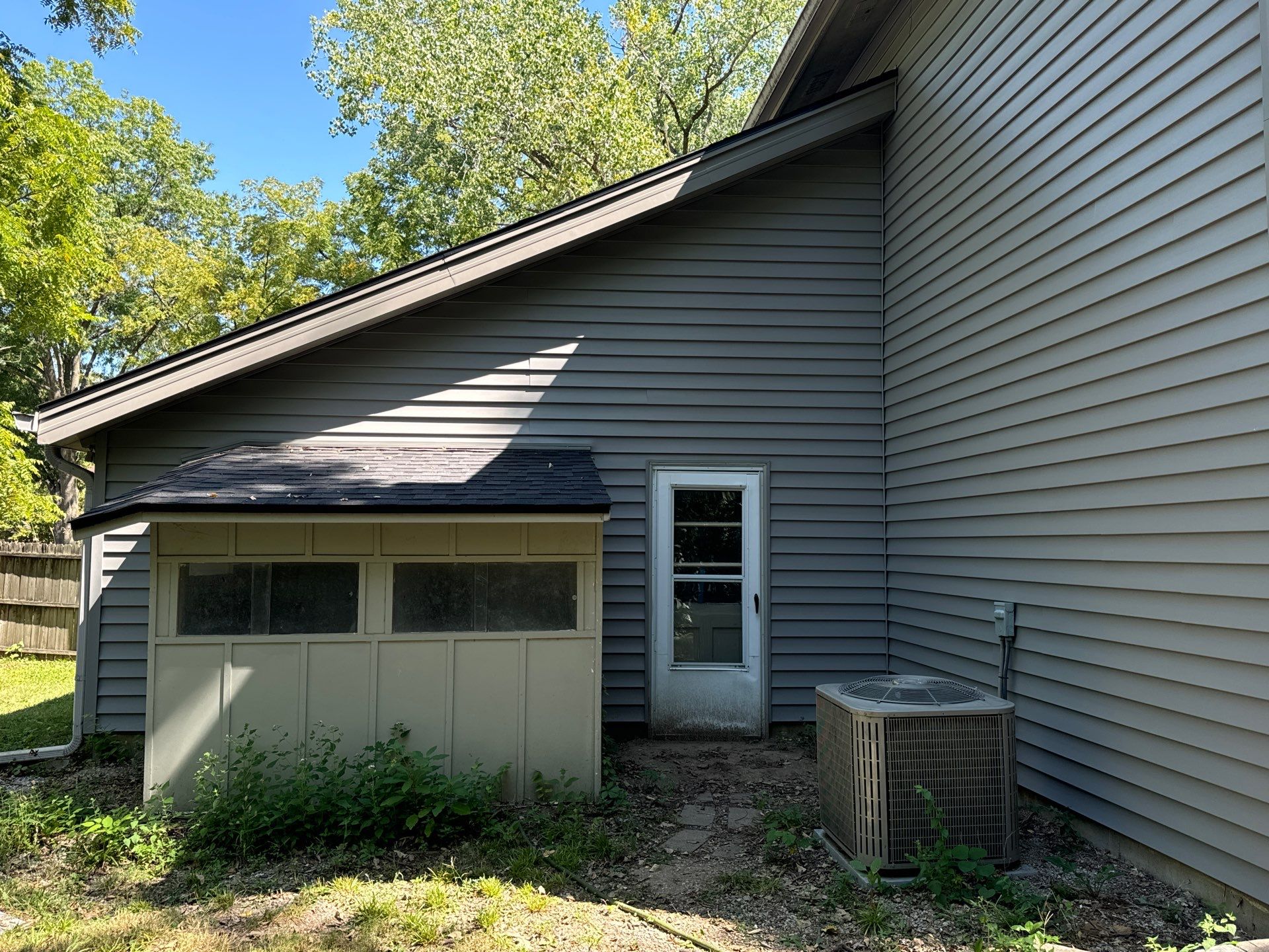 BYE BYE Wood Shakes by EEC Windows, Siding & Roofing