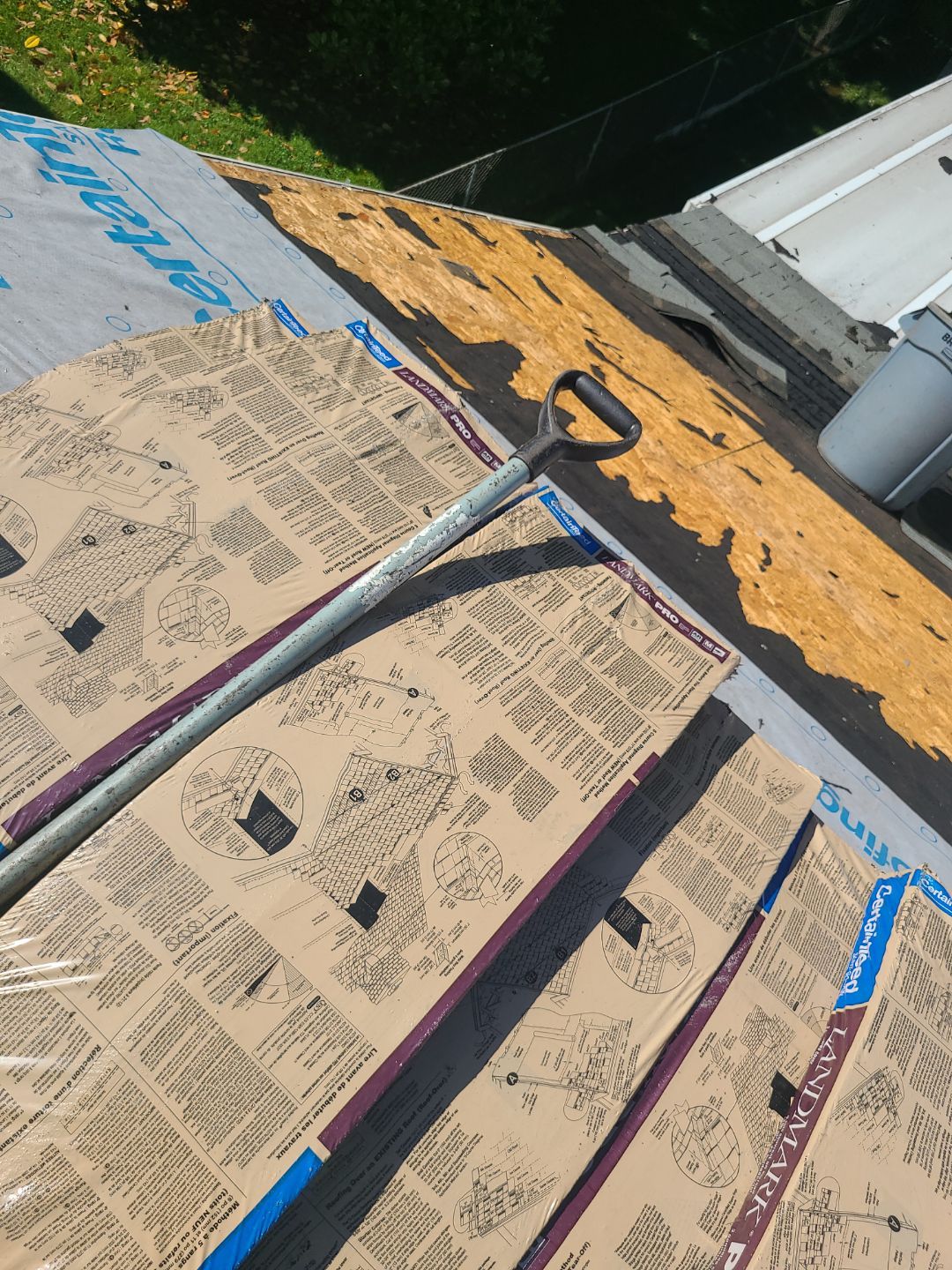 Springfield: CertainTeed Landmark Pro Designer Shingles in Max Def Moire Black by RM Banning, Inc.