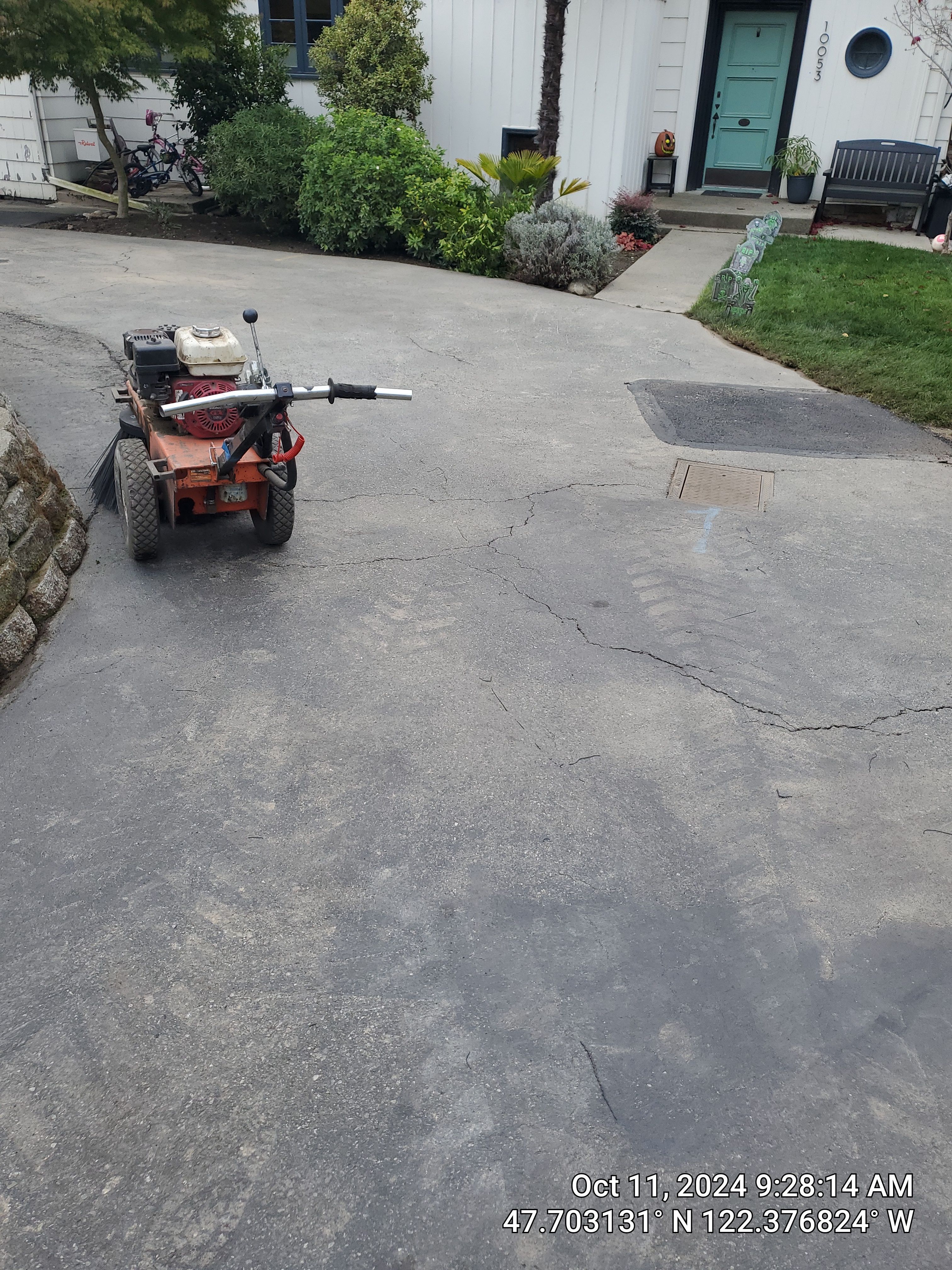Asphalt Patch & Driveway Repair | Seattle  by Jireh Asphalt & Concrete Inc 