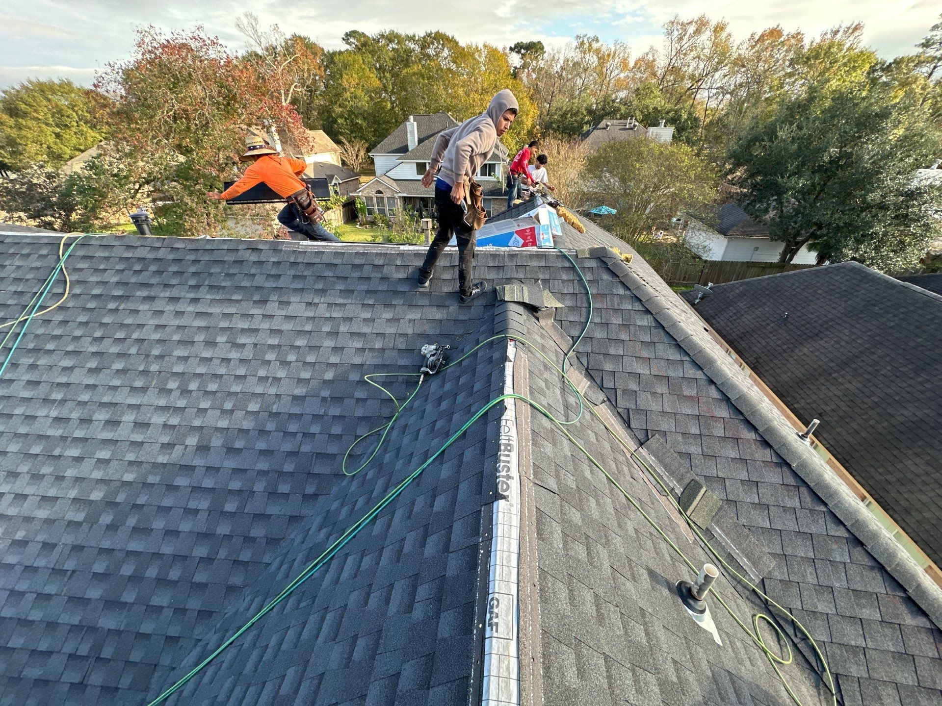 GAF HDZ CHARCOAL W/ PREMIUM RIDGE Z by Motion Roofing