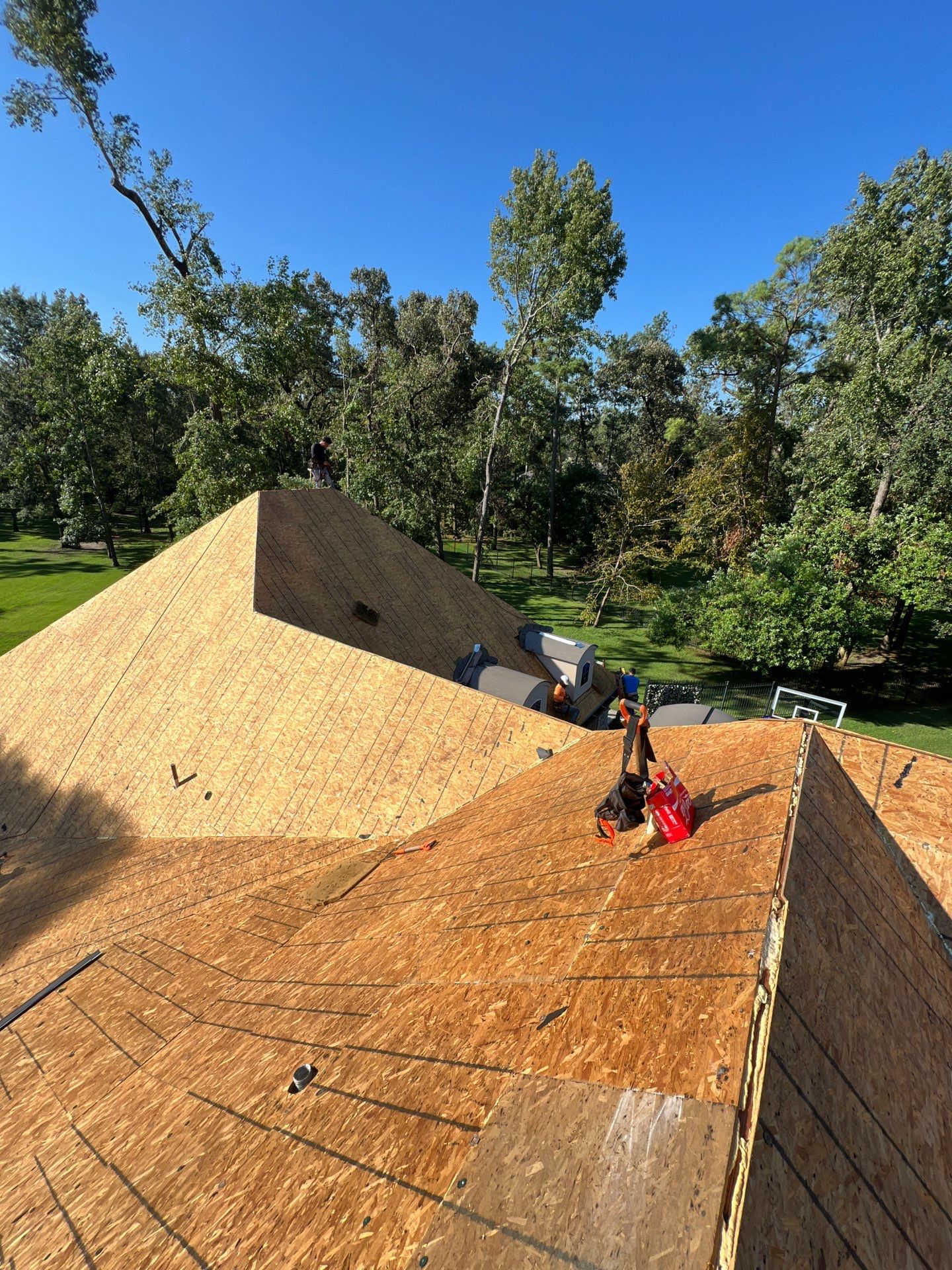 Residential Roofing Installation using Owen's Corning Duration (Lifetime) Shingles by Roof Repair Company