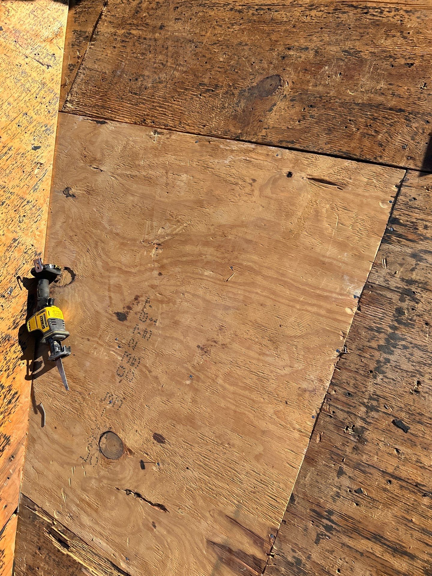 Roof Replacement Lake Jackson by Roof Repair Services LLC