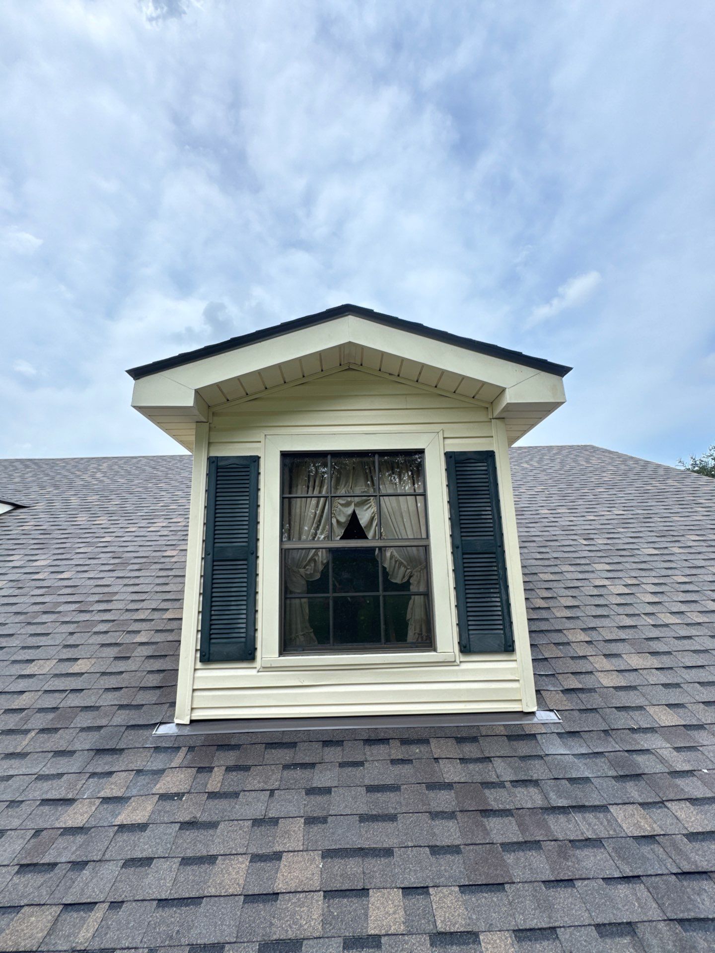 Weathered Shadow - Atlas by Top Team Roofing & Construction