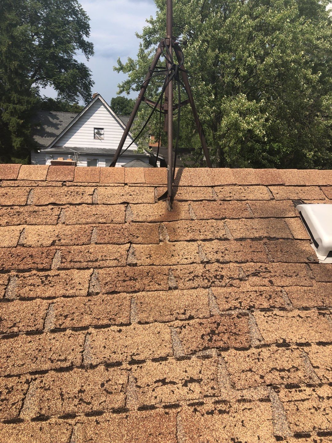 Roof Replacement using CertainTeed Landmark by 180 Contractors