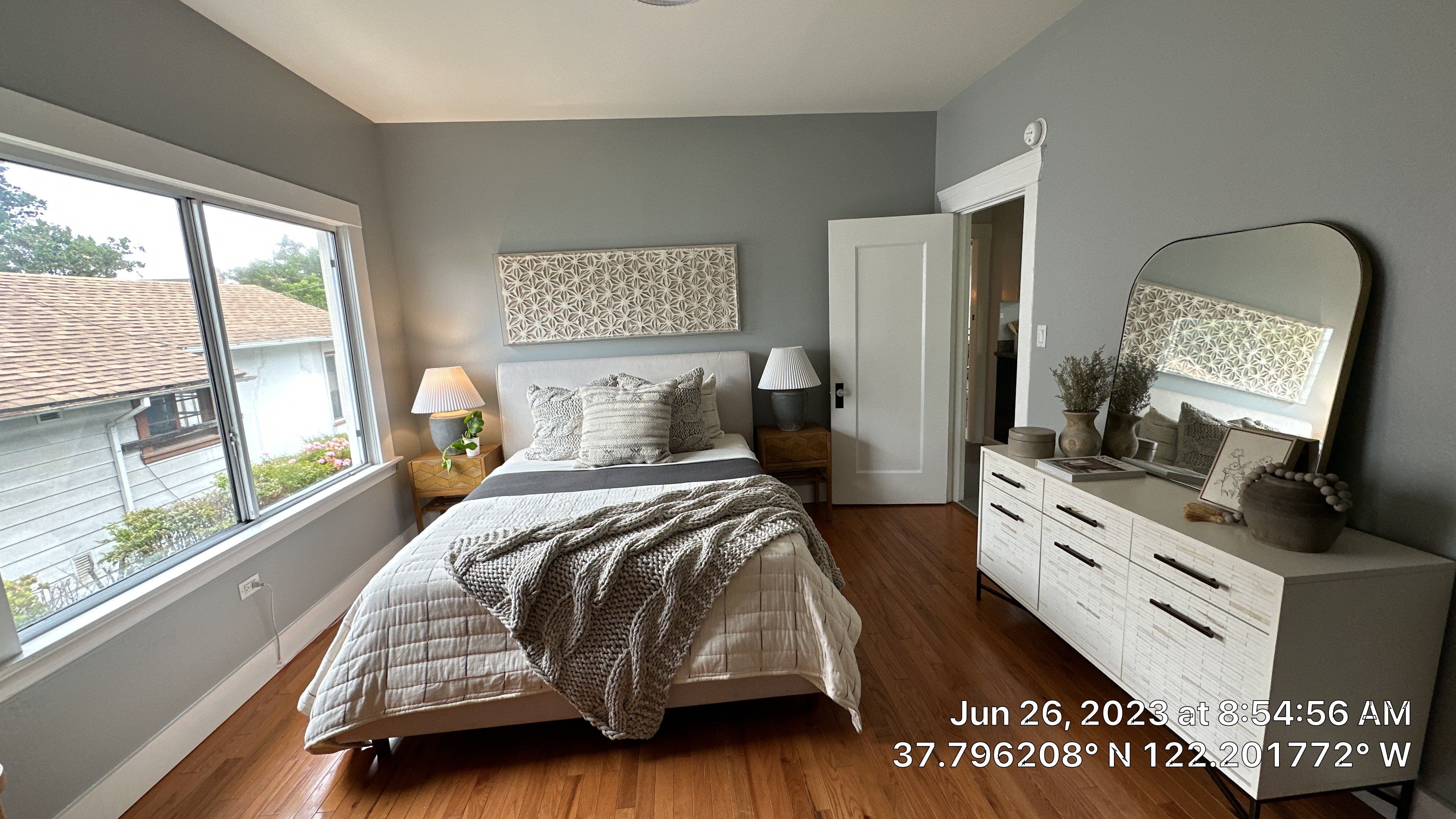 Dimond Area Oakland    by Herrera’s Bay Area Painting inc.