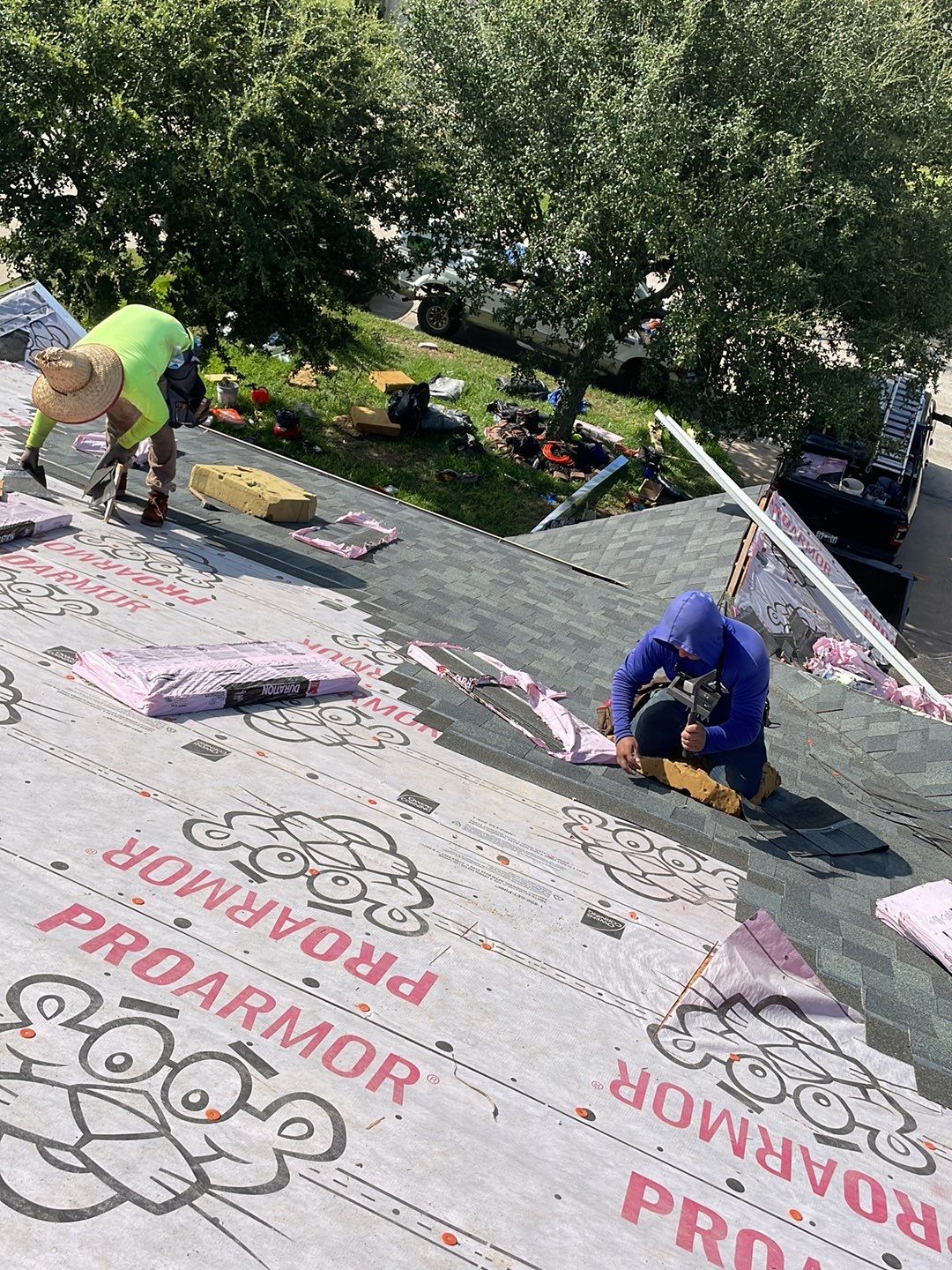 Residential Roofing Installation using Owen's Corning Duration (Lifetime) Shingles by Roof Repair Company