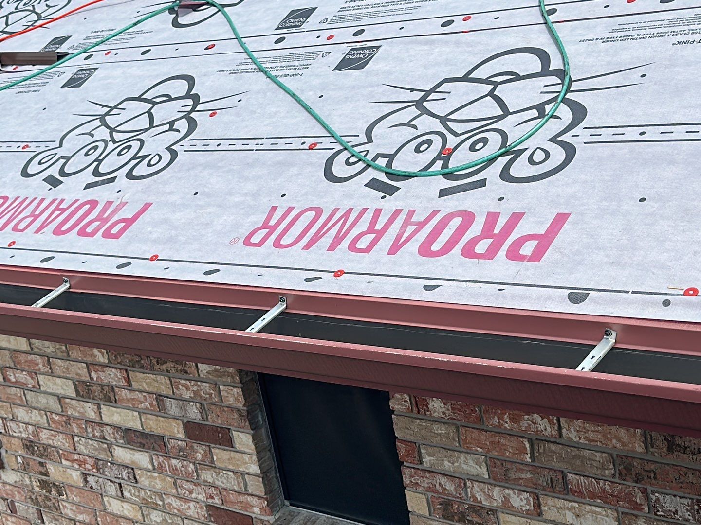 Residential Roofing Installation using Owen's Corning Duration (Lifetime) Shingles by Roof Repair Company