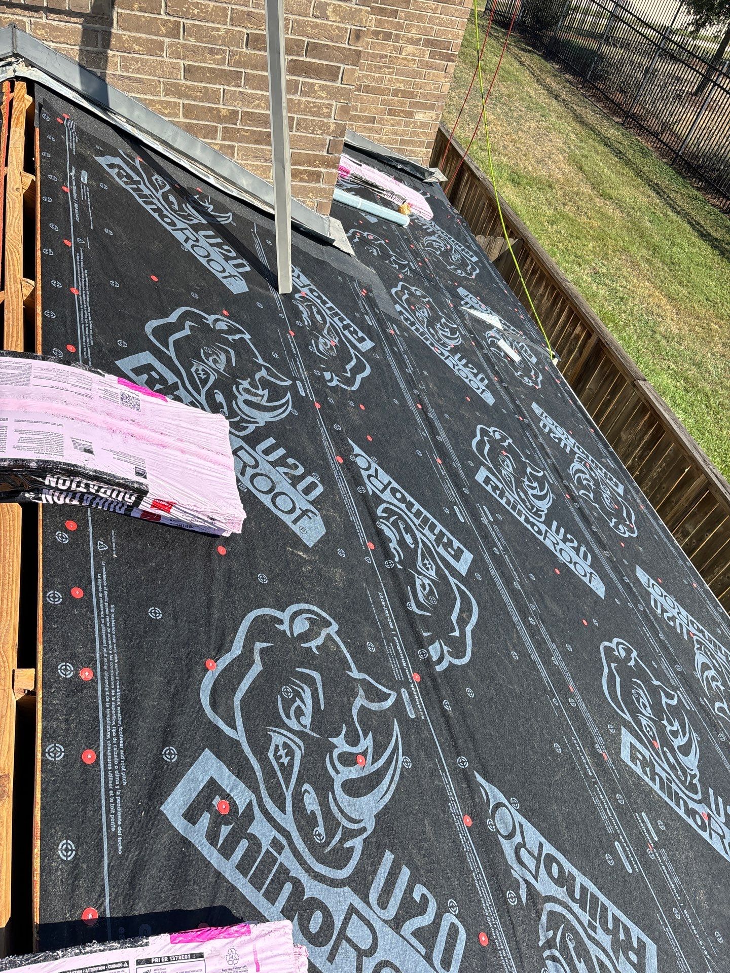 Residential Roofing Installation using Owen's Corning Duration (Lifetime) Shingles by Roof Repair Company