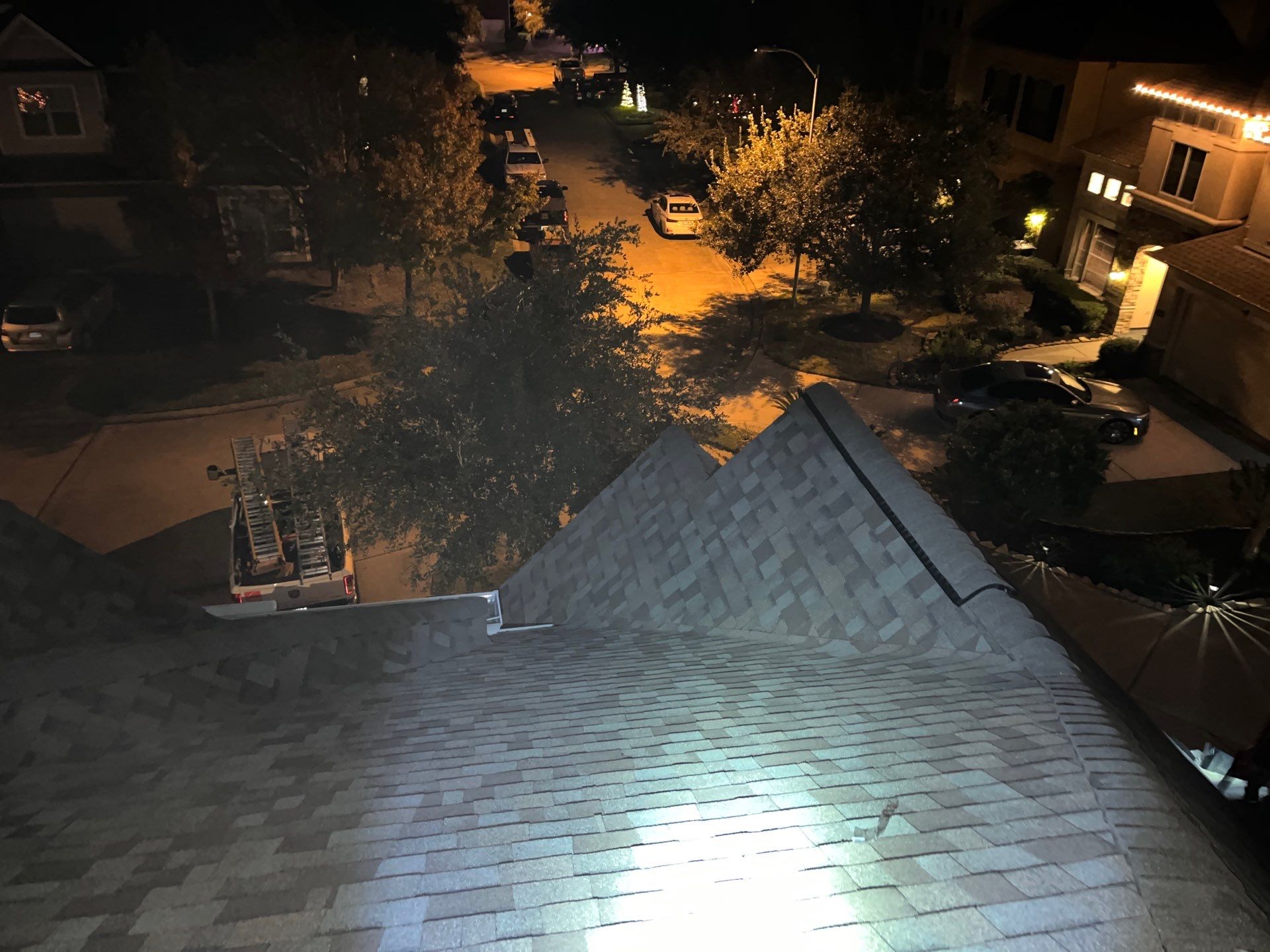 Residential Roofing Installation using Owen's Corning Duration (Lifetime) Shingles by Roof Repair Company