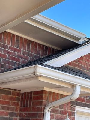 soffit repair in Edmond