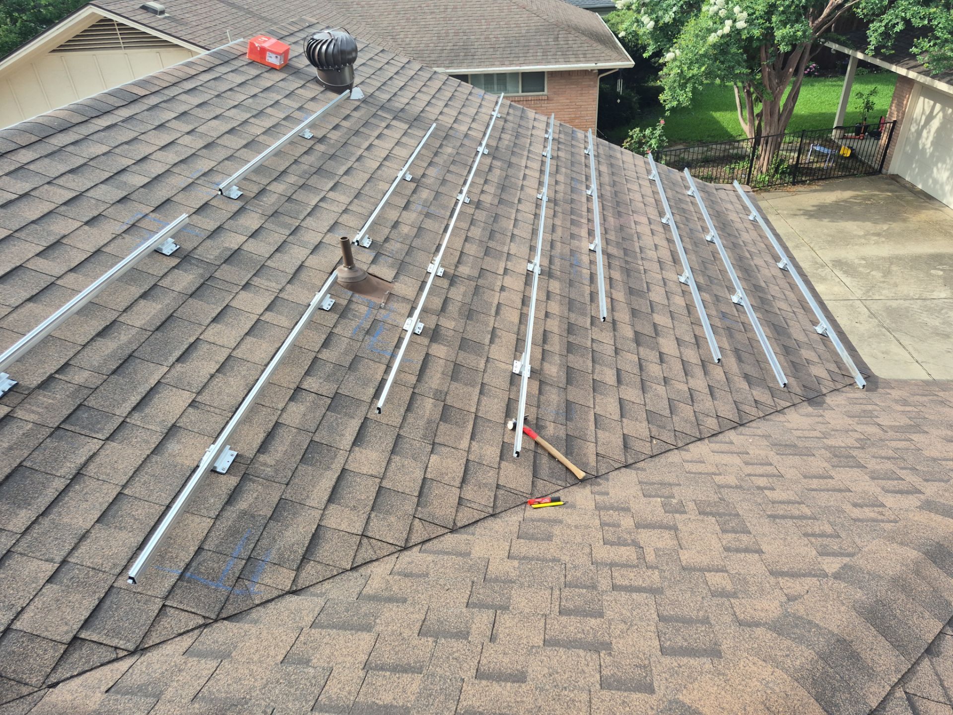 Larry in Dallas by Trojan Solar