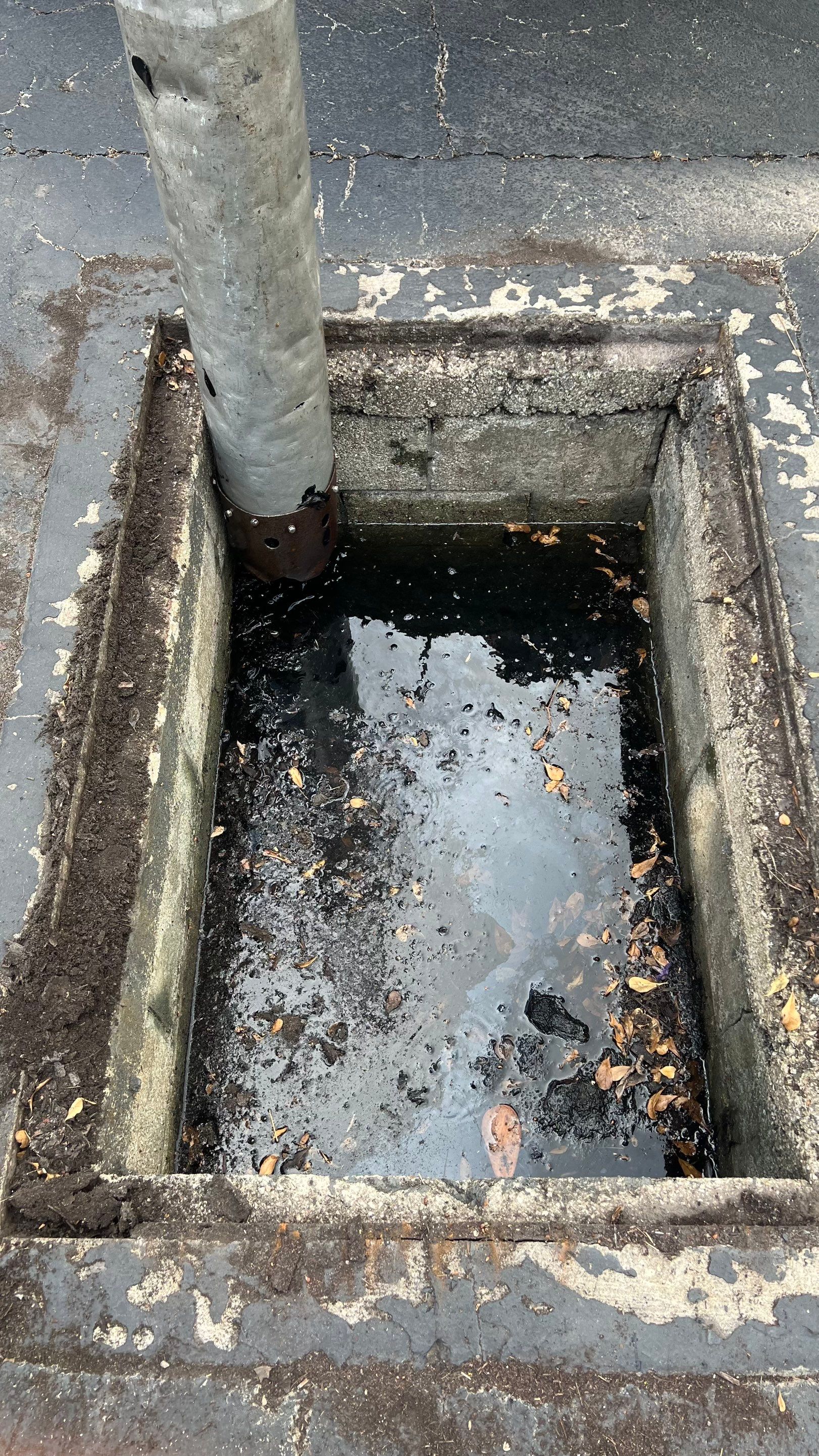 Marco Island Condo Stormwater System Maintenance and Standing Water Removal by APS Power & Water