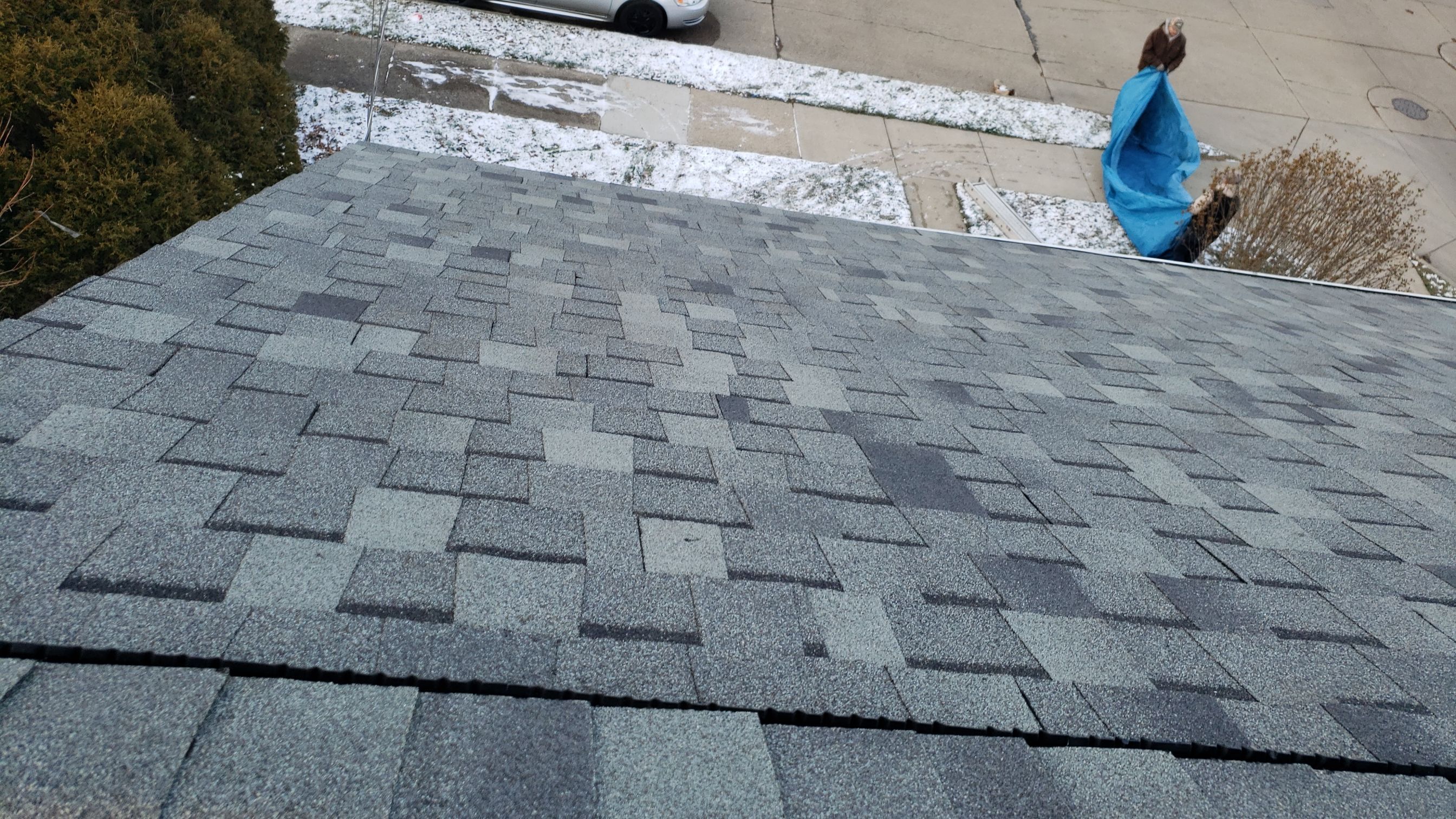 ATLAS PINNACLE COLOR: SCOTCHGARD HEARTHSTONE DRIP EDGE: WHITE by Eagle Eye Roofing