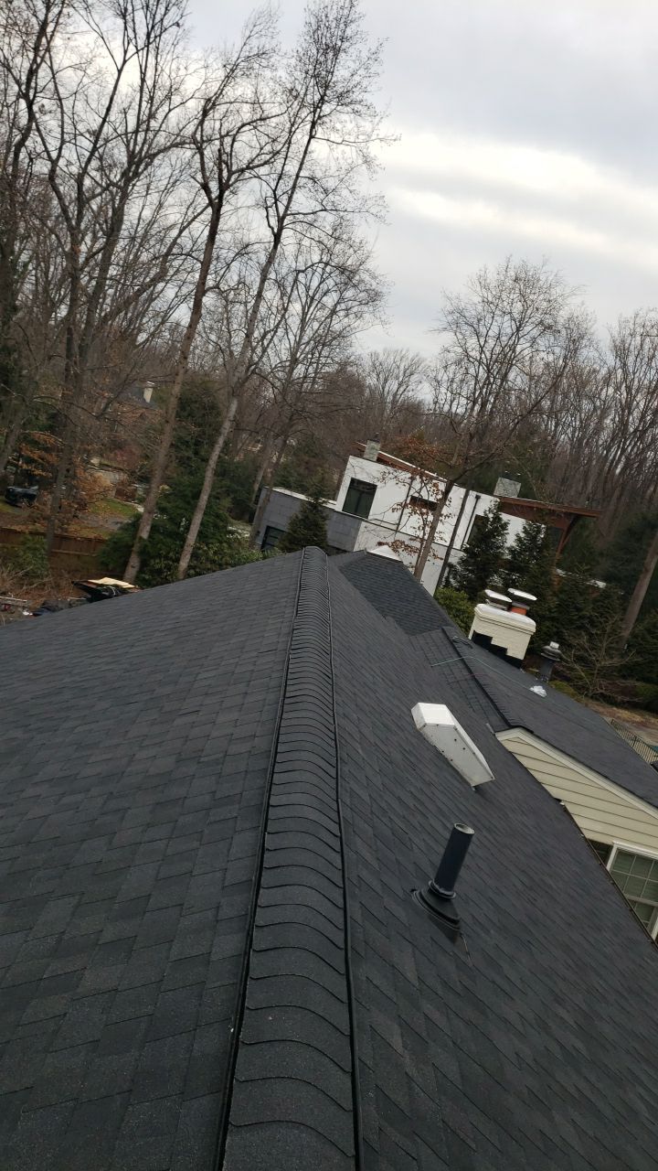 McLean: Certainteed Landmark Pro Designer Shingles in Max Def Charcoal Black by RM Banning, Inc.