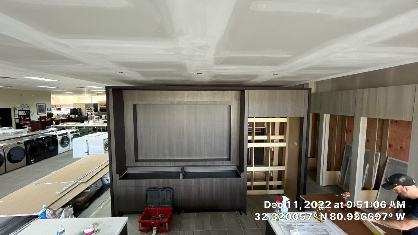 Construct Living Kitchen by Geaux 2 Guy, LLC