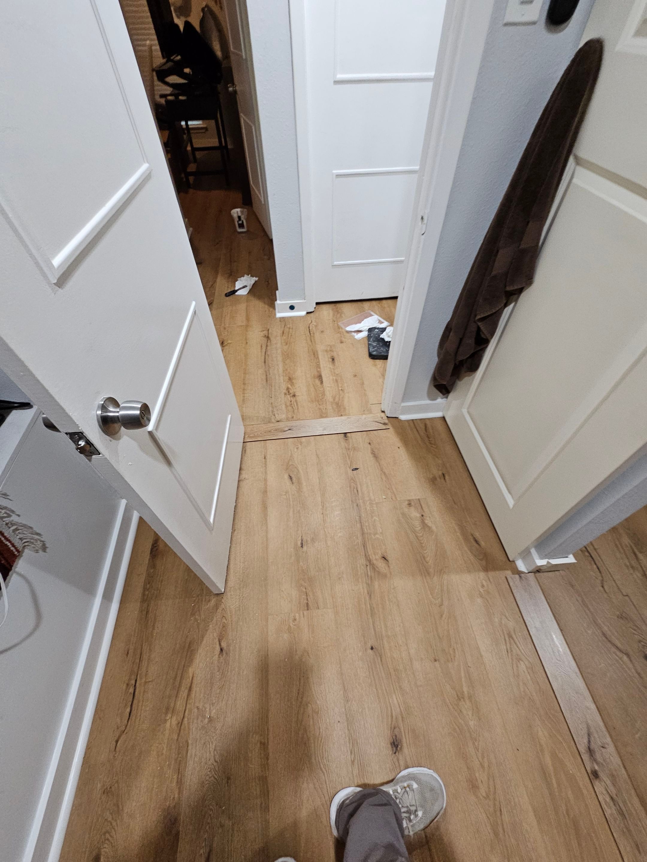 Laminate floor & fence by EL-GC LLC 