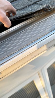 Turtle Shell gutter protection installation in Joliet, IL 60433, photograph 5