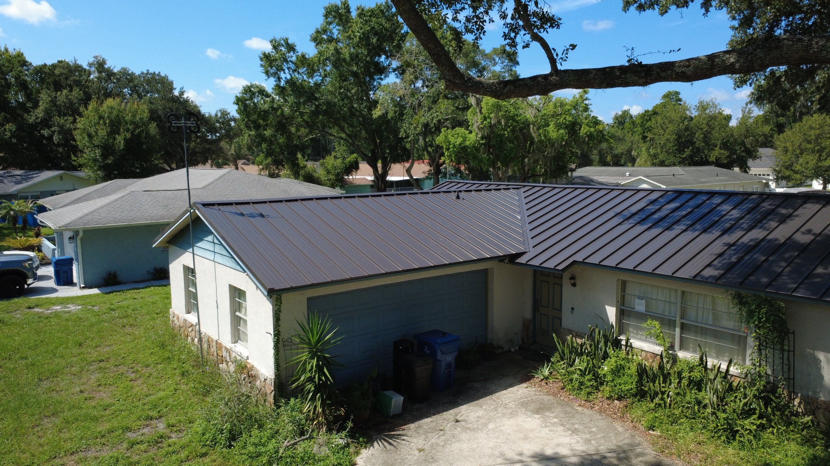Roof Replacement in Lutz, FL by Steadfast Roofing 