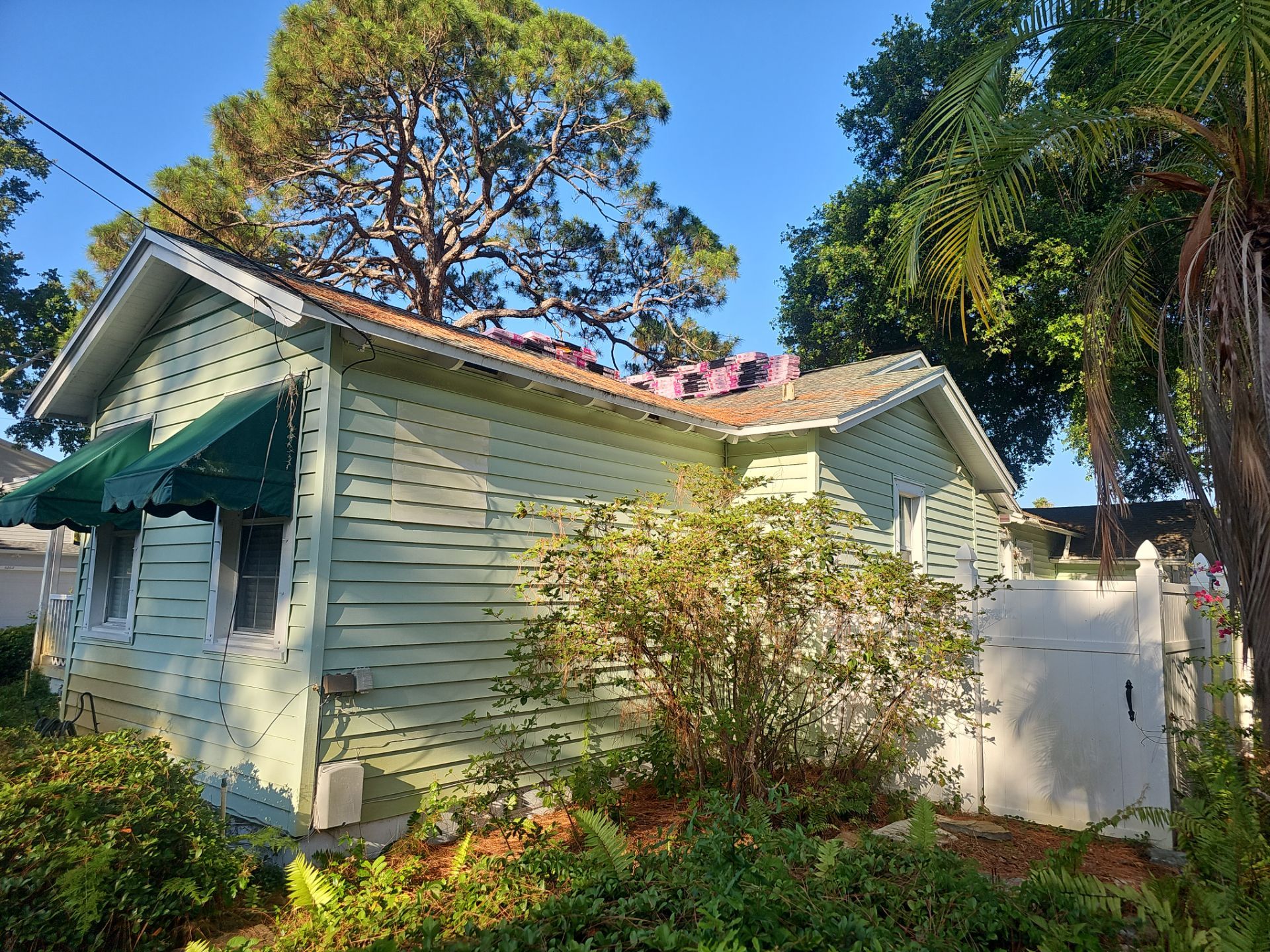 Project in Gulfport 33707 by Mitchell Roofing Company LLC