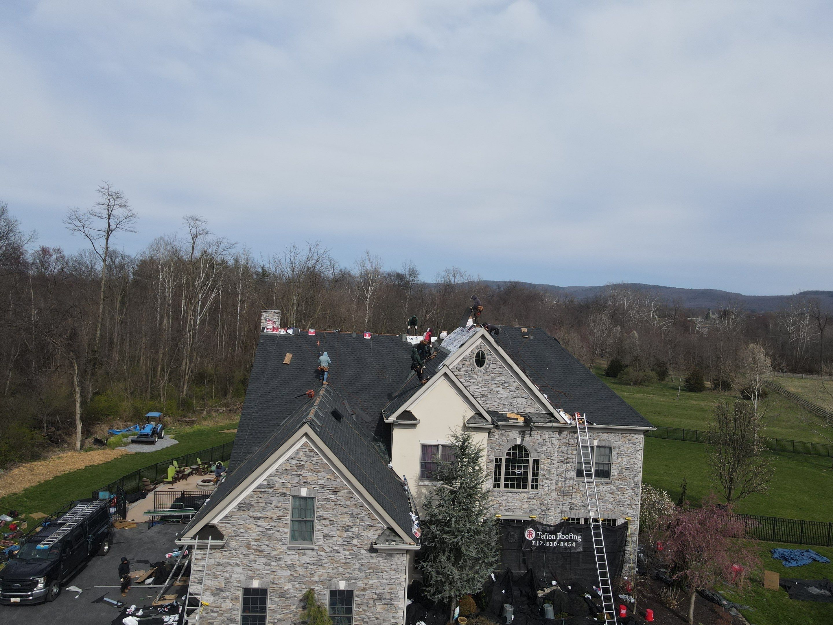 Residential Roofing Installation using Gaf Hdz Architectural Shingle by Teflon Roofing