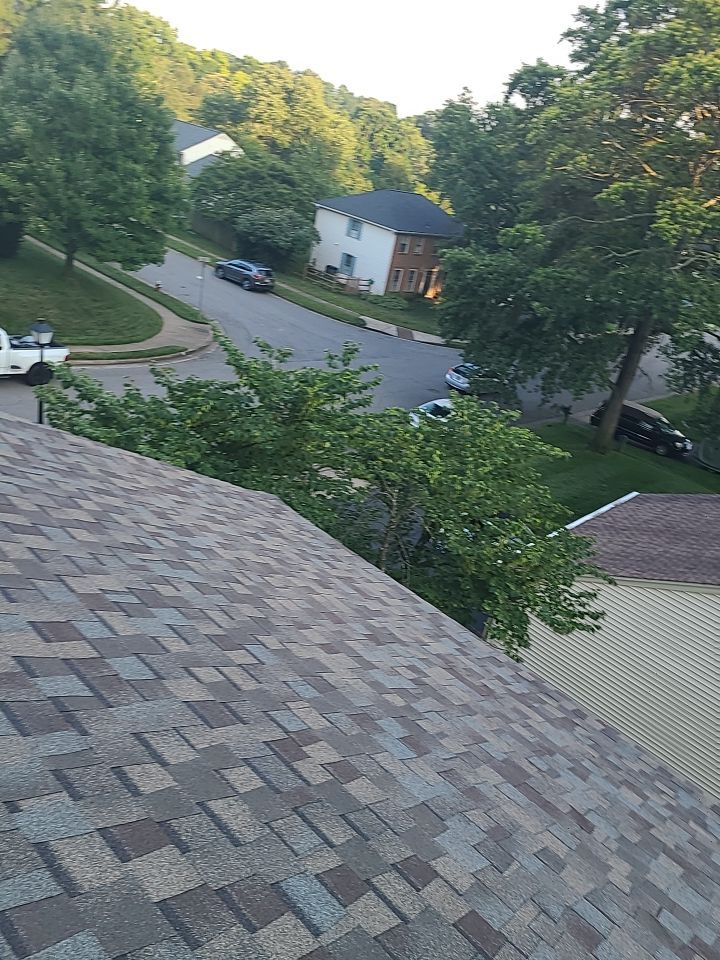 Burke: CertainTeed Landmark Pro Architectural Shingles in Max Def Weathered Wood by RM Banning, Inc.