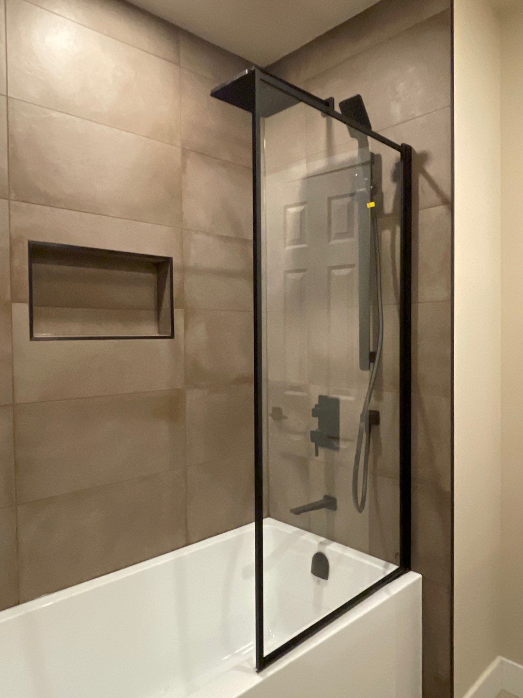 Full house renovation by Eco-Nature Construction Inc.