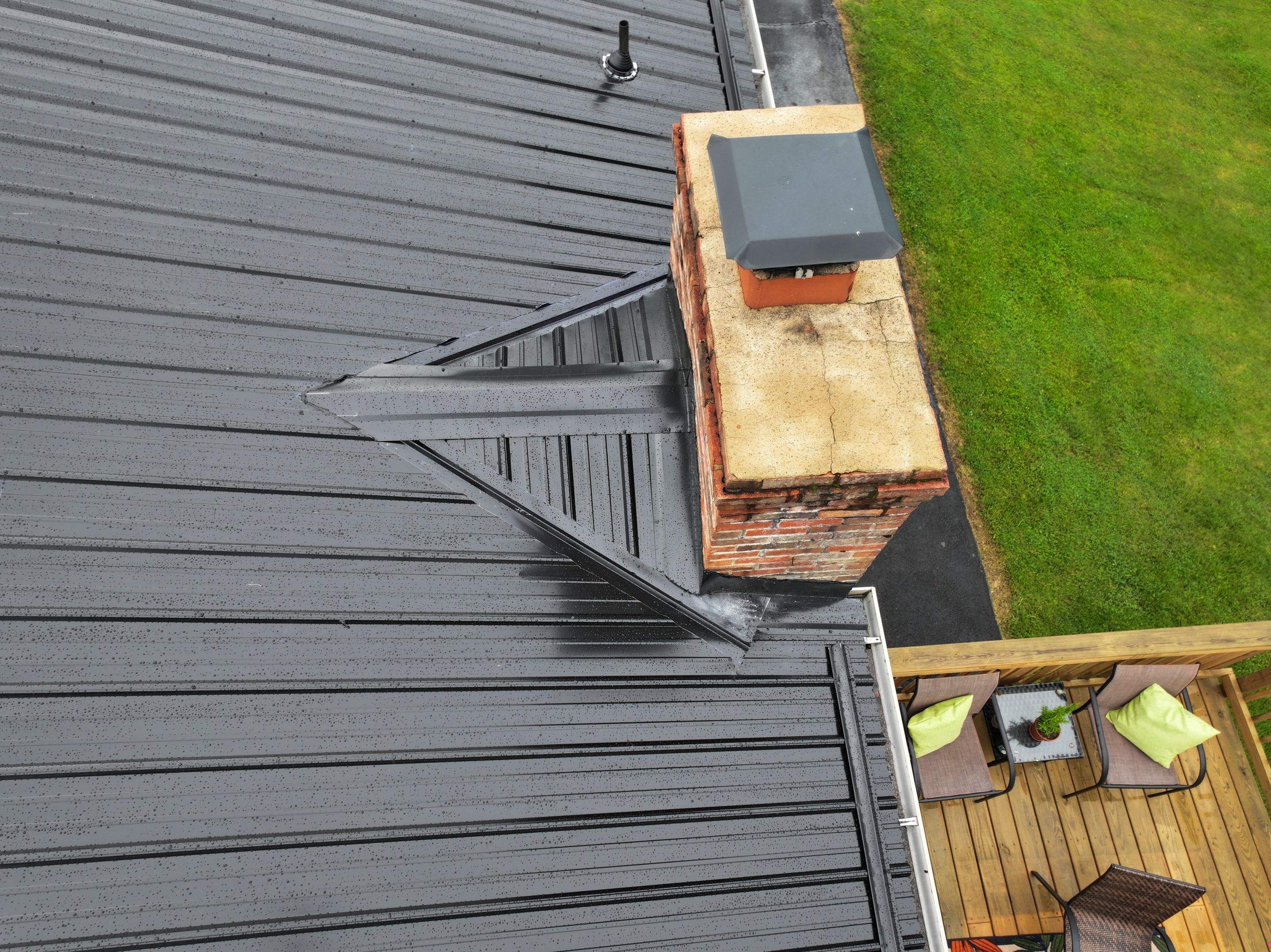 Turner Residence by Omnia Roofing