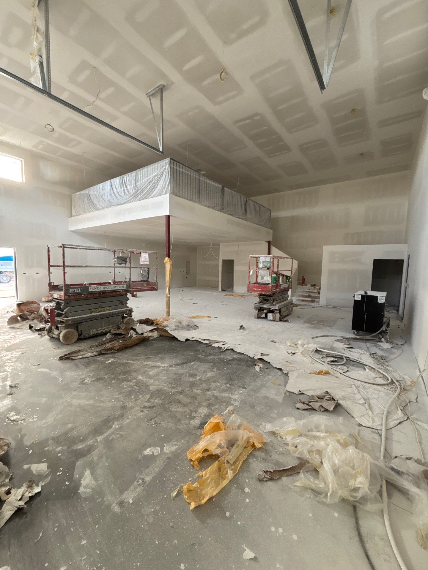 COMRL 33626 SPRING CREEK  by Select Painting, Coatings & Garage Cabinets