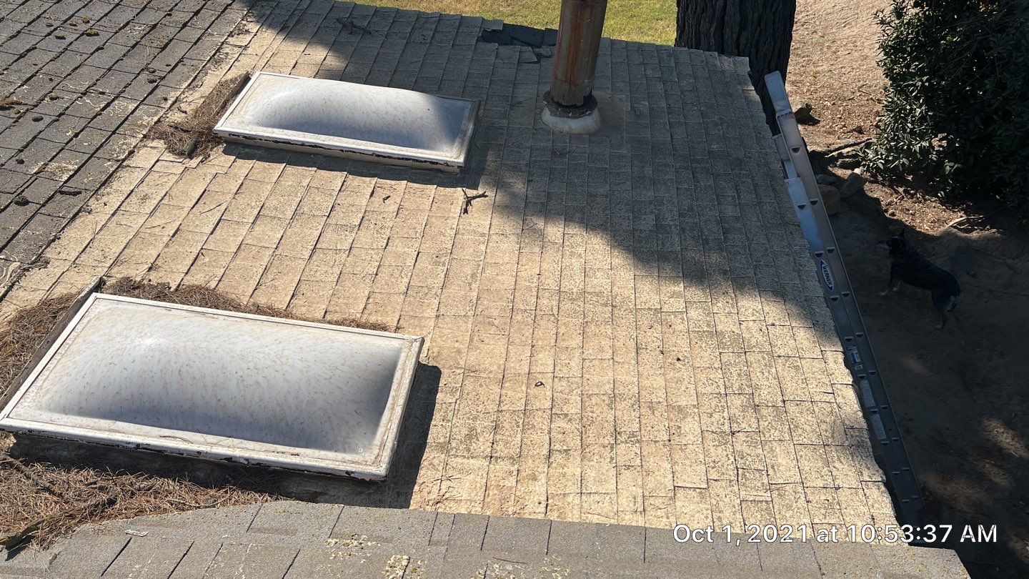 Refurbish and repair shake roof to get ready to sell by Straight Edge Roofing Inc