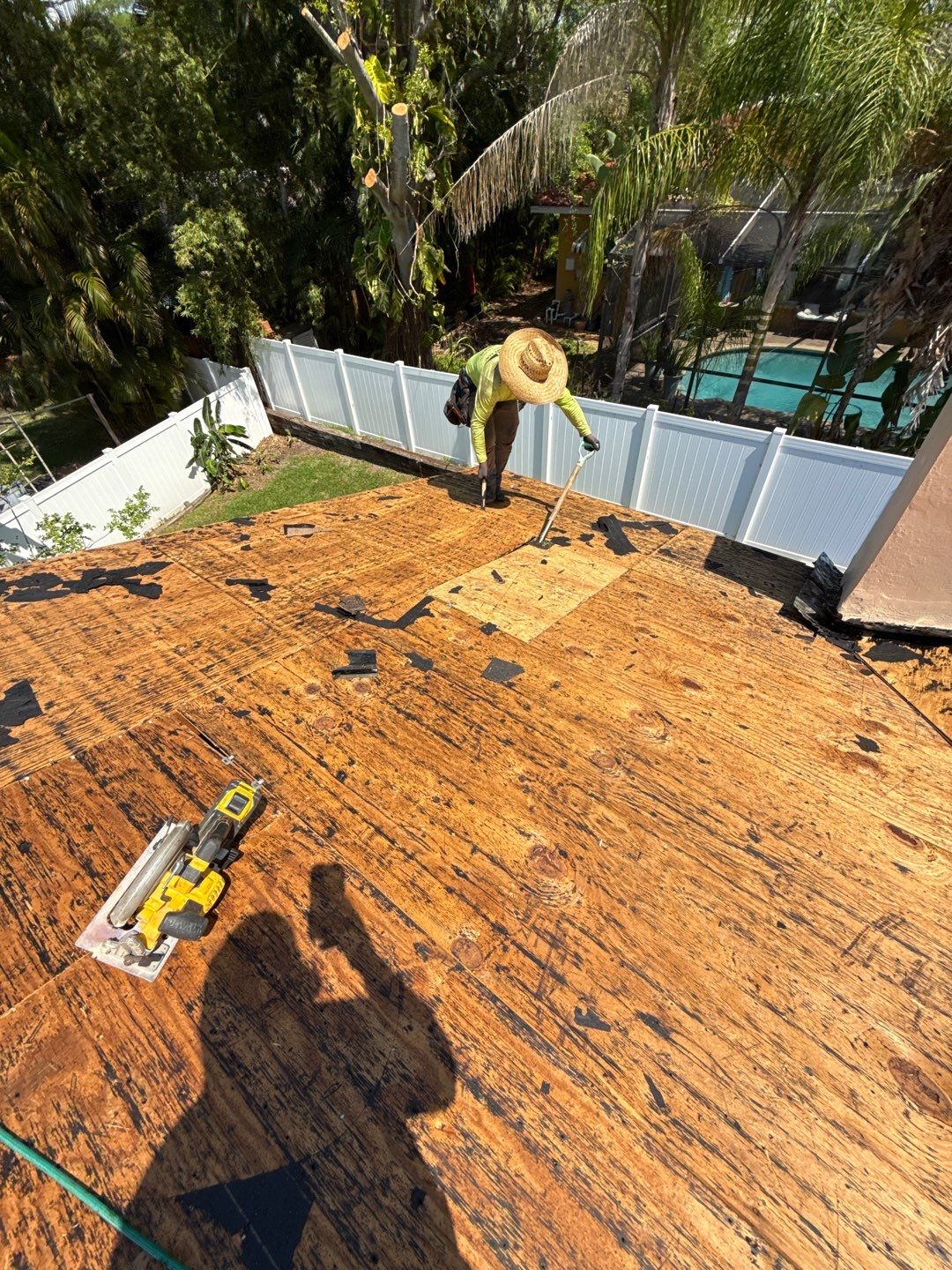 Project in Largo 33770 by Mitchell Roofing Company LLC 