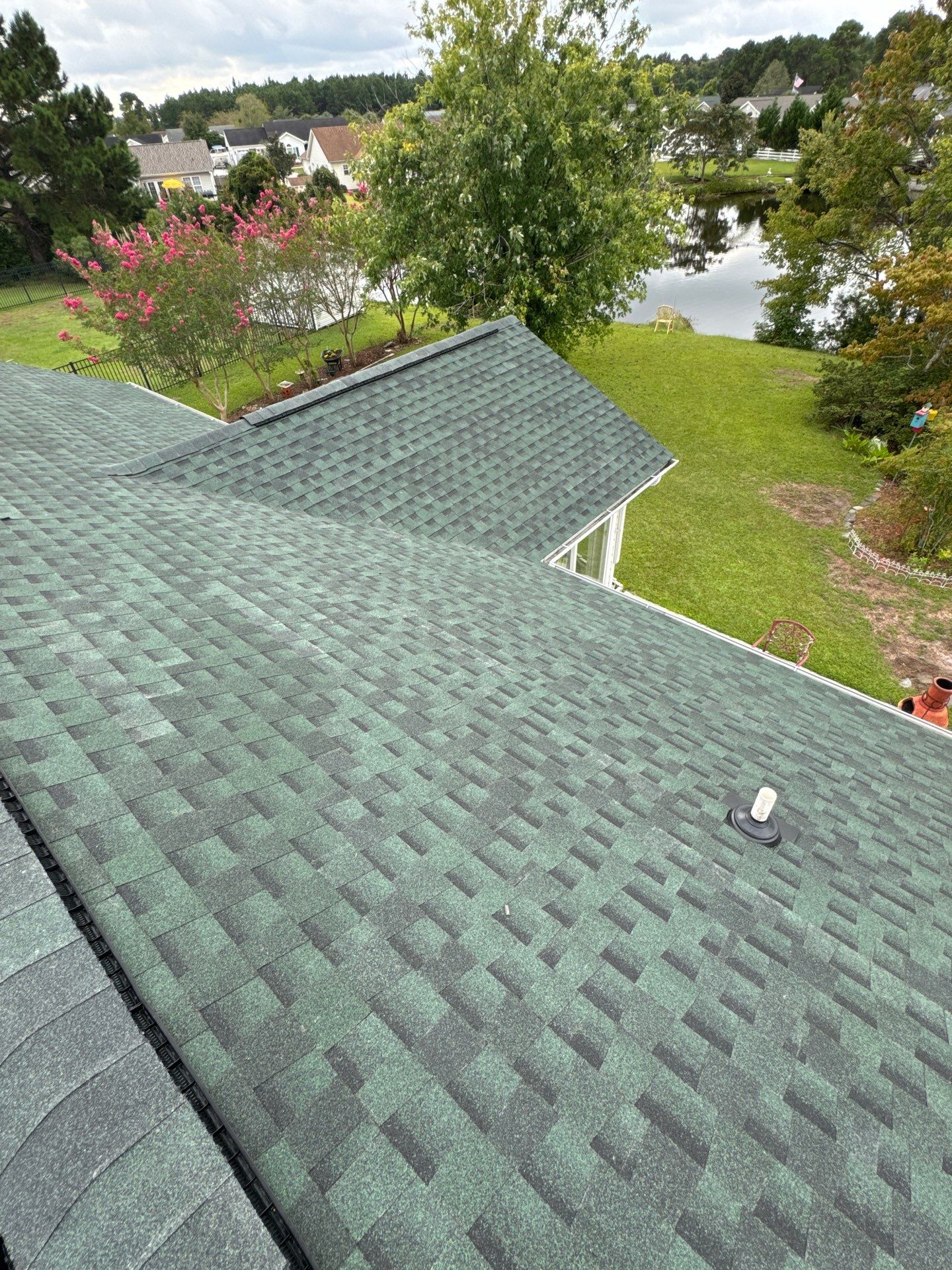 GAF HDZ - Hunter Green by Linta Roofing