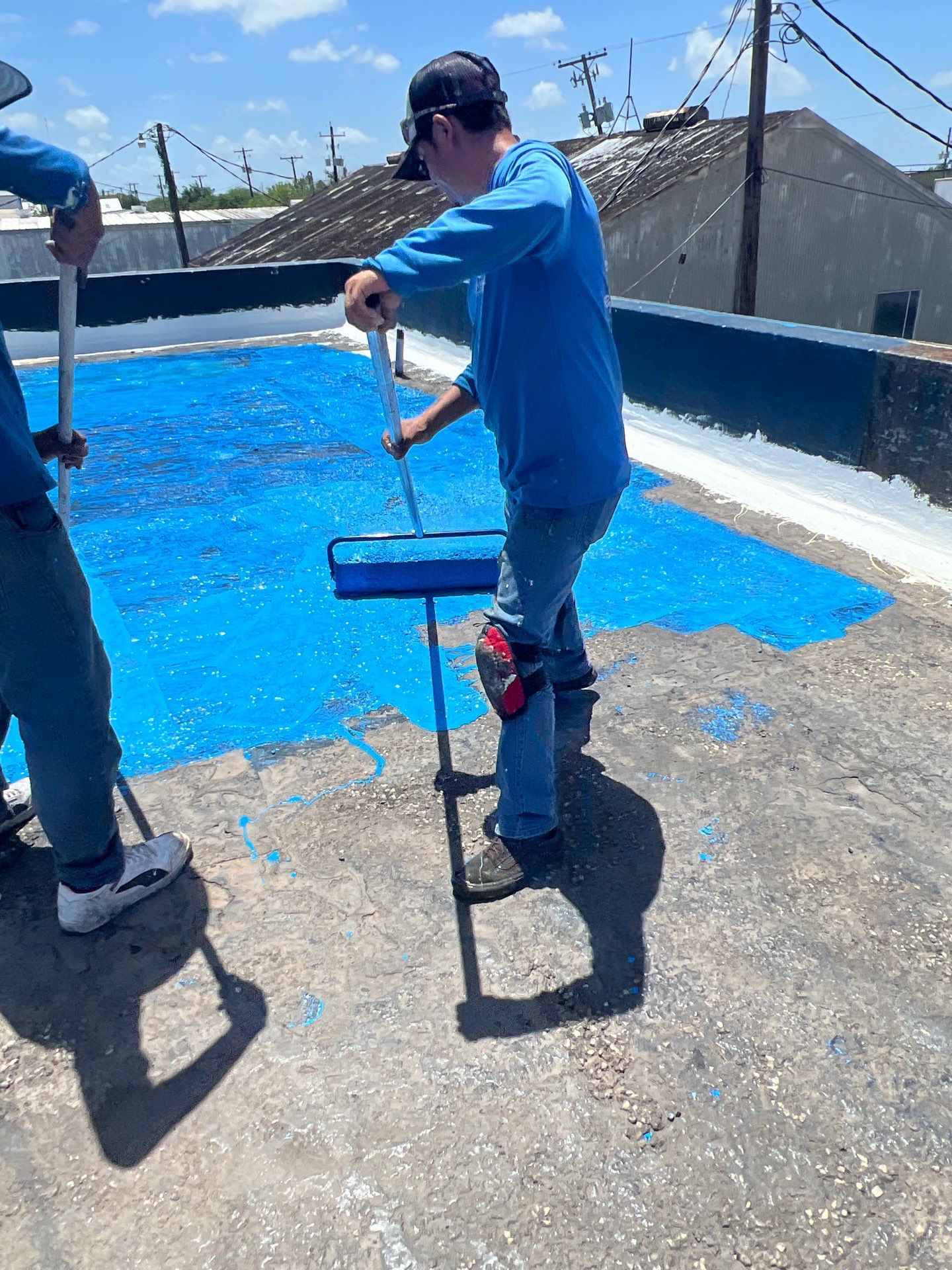 Dirty leaking Gravel Roof by Bayfront Roofing and Construction
