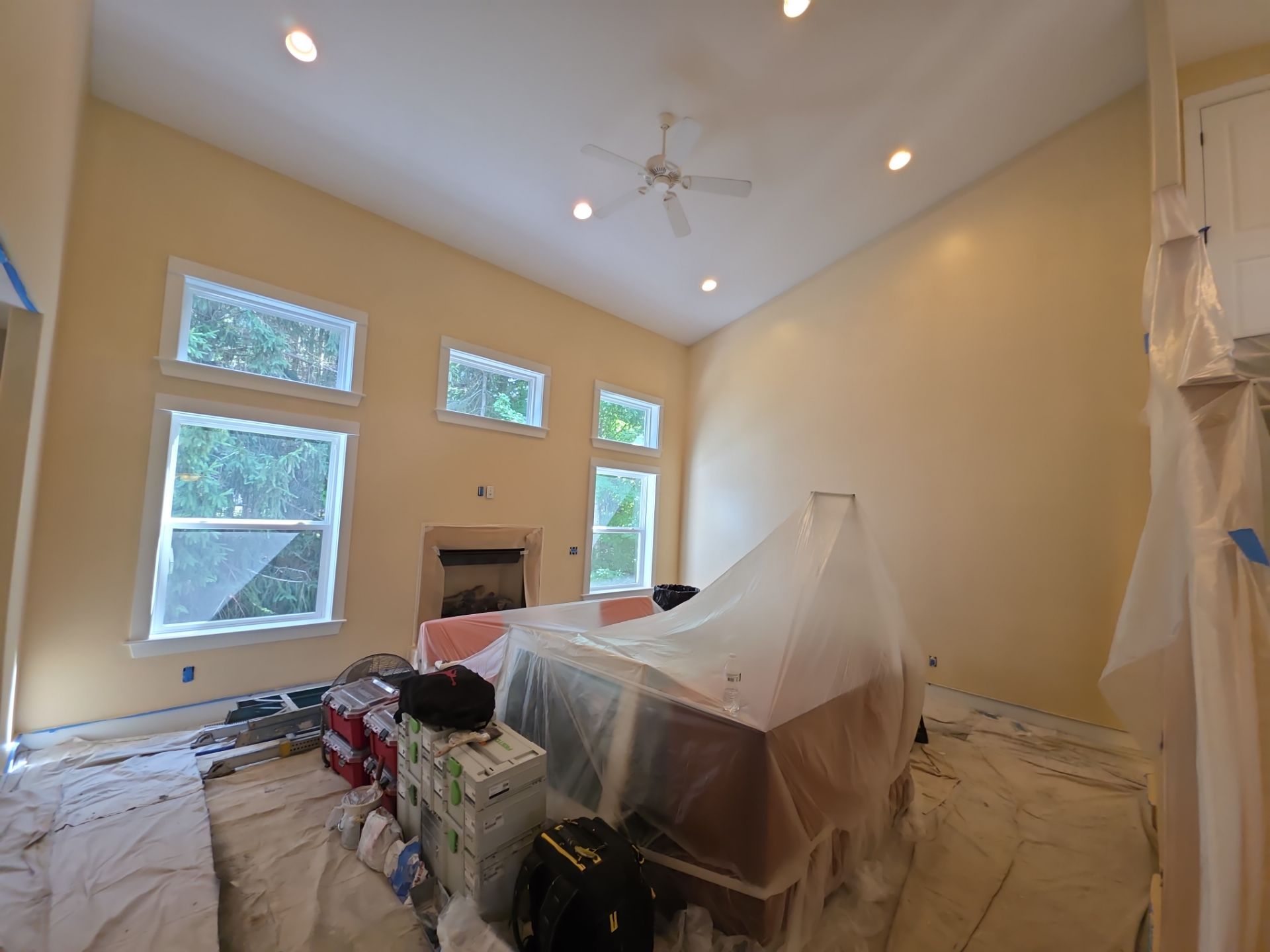 Comprehensive Interior Painting and Drywall Repair in Norton Shores by Gordon Painting
