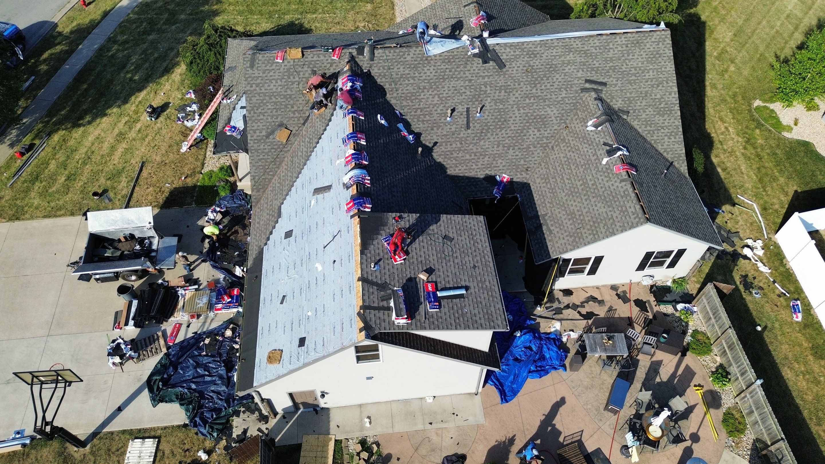 Residential Roofing Installation using Timberline HDZ Shingles - Weathered Wood by RoofX 