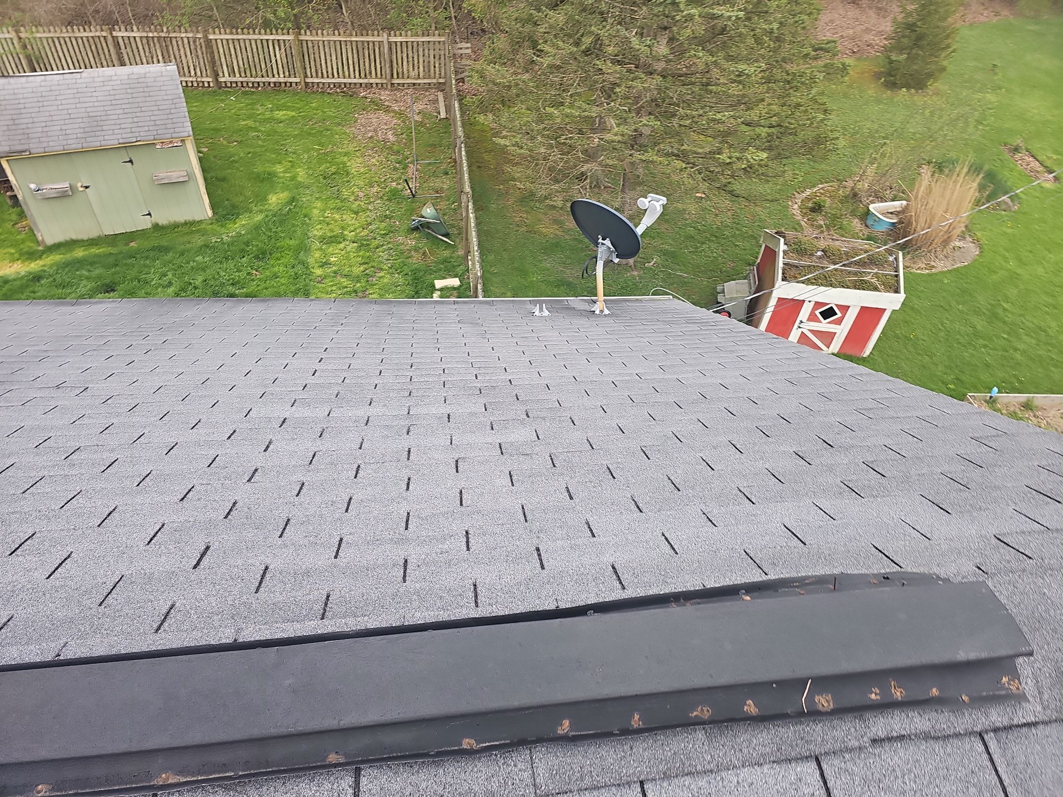 ATLAS PINNACLE COLOR: PRISTINE BLACK by Eagle Eye Roofing