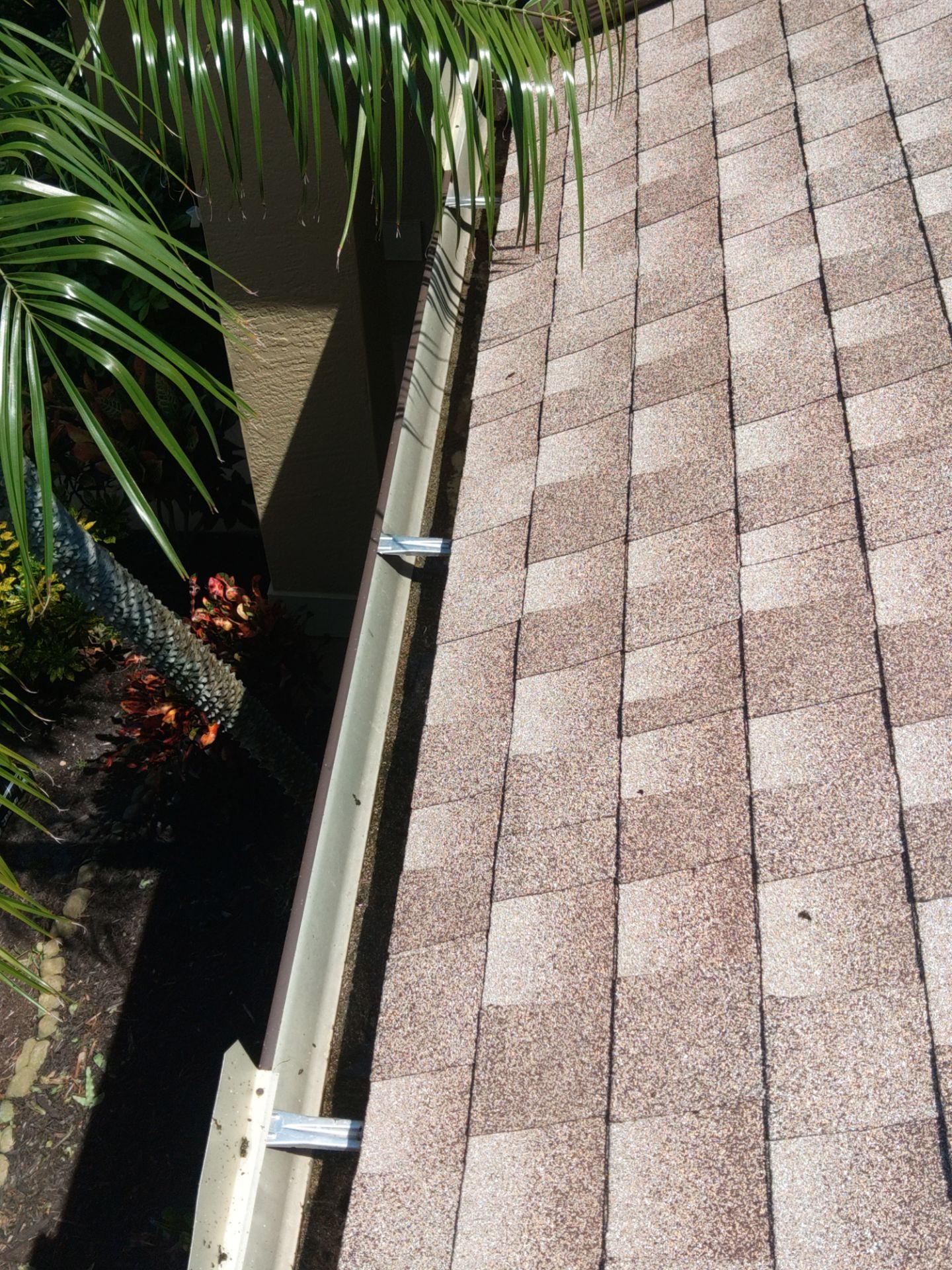 Aluminum Seamless Gutters Installation in Fort Myers FL by Gutter Professors