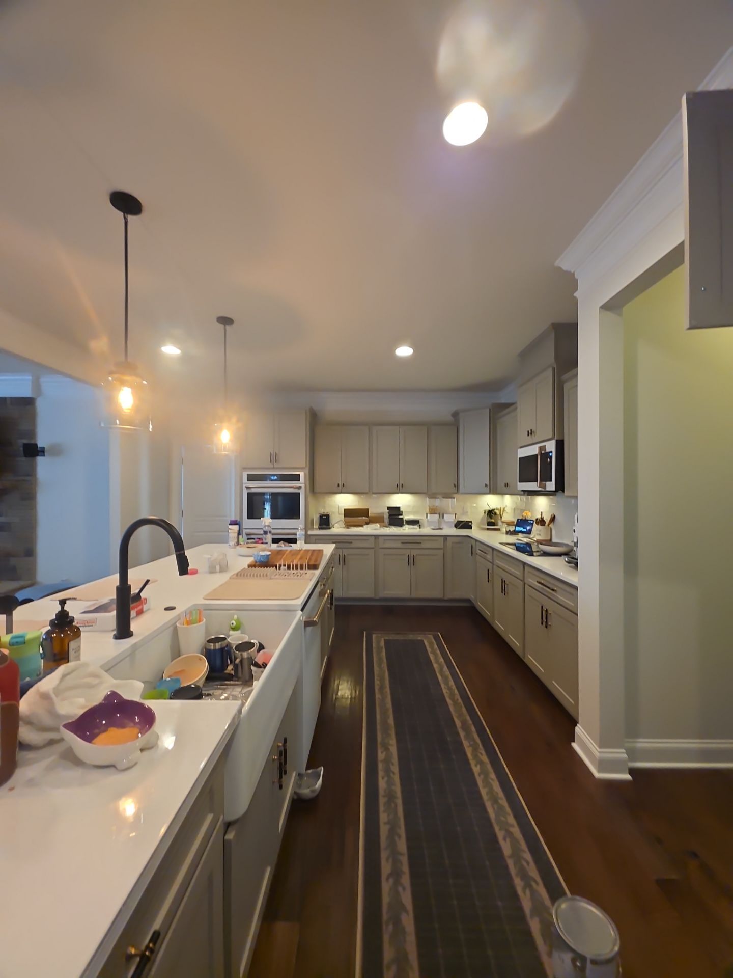 From Dated to Dazzling: A Bright Kitchen Transformation in Holly Springs by Elite Remodeling and Design LLC