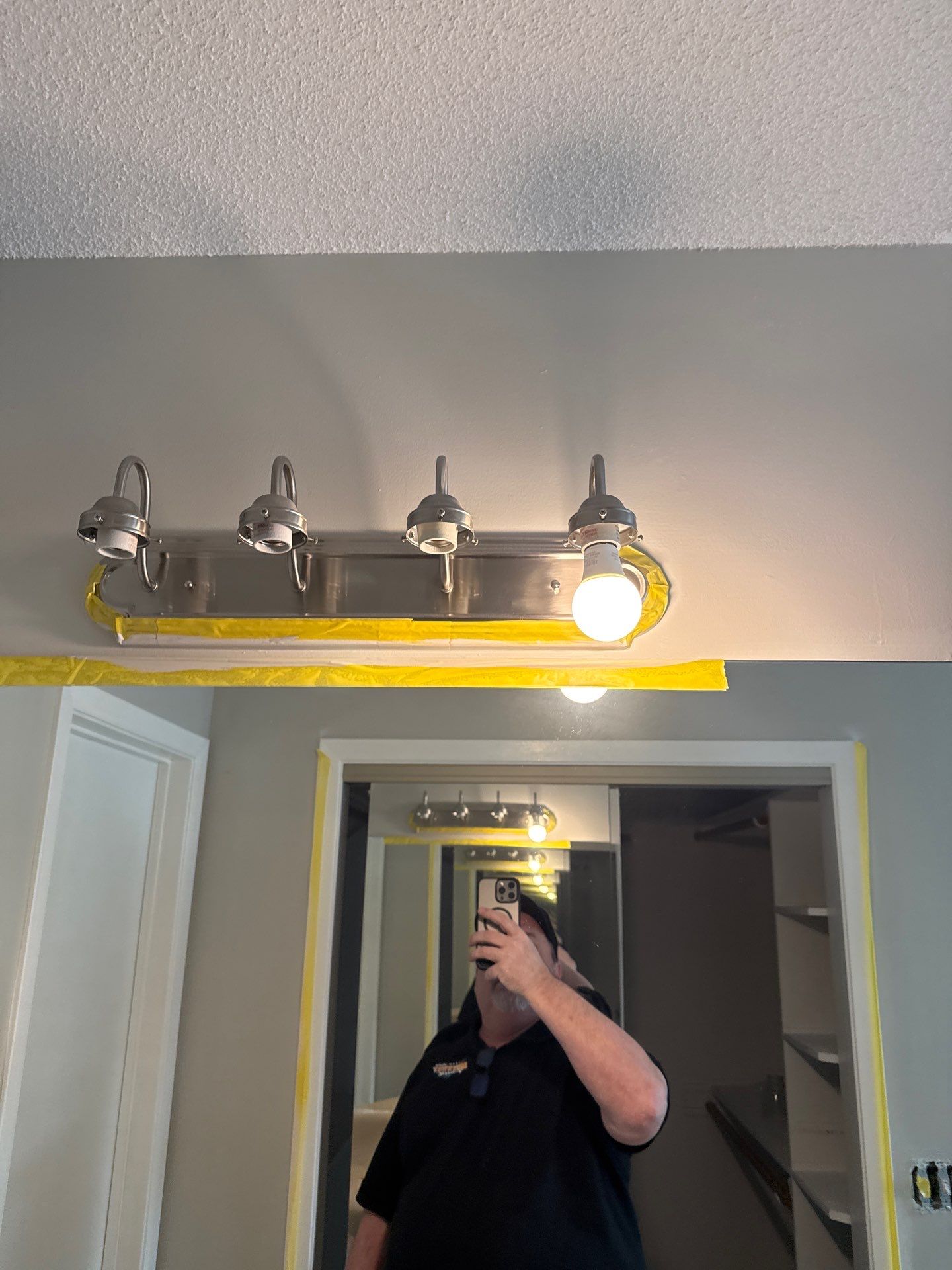 Condo Repaint Walls in Urbandale by Midwest Paint LLC