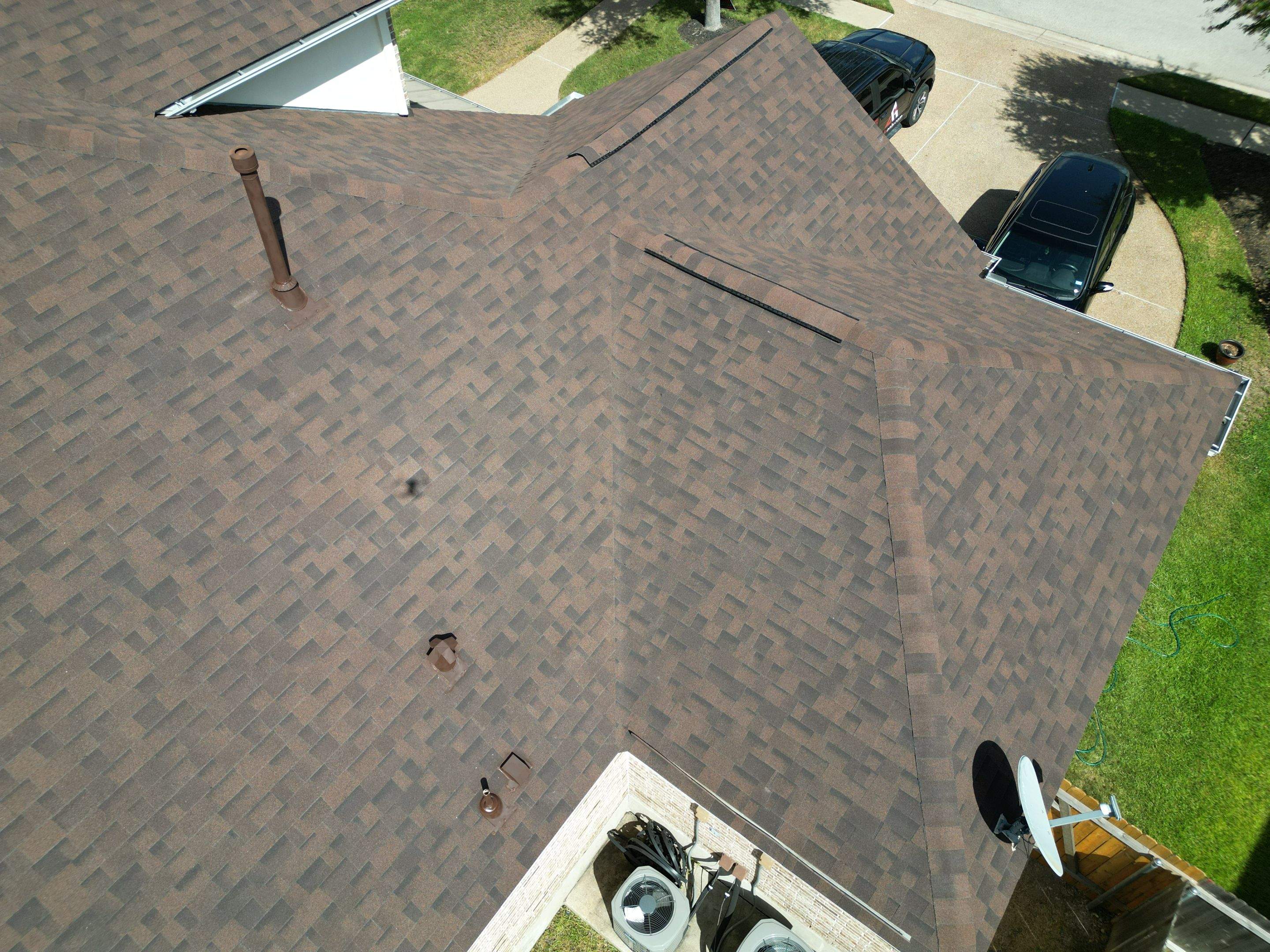 Antique Brown - Malarkey Highlander by RoofsOnly.com