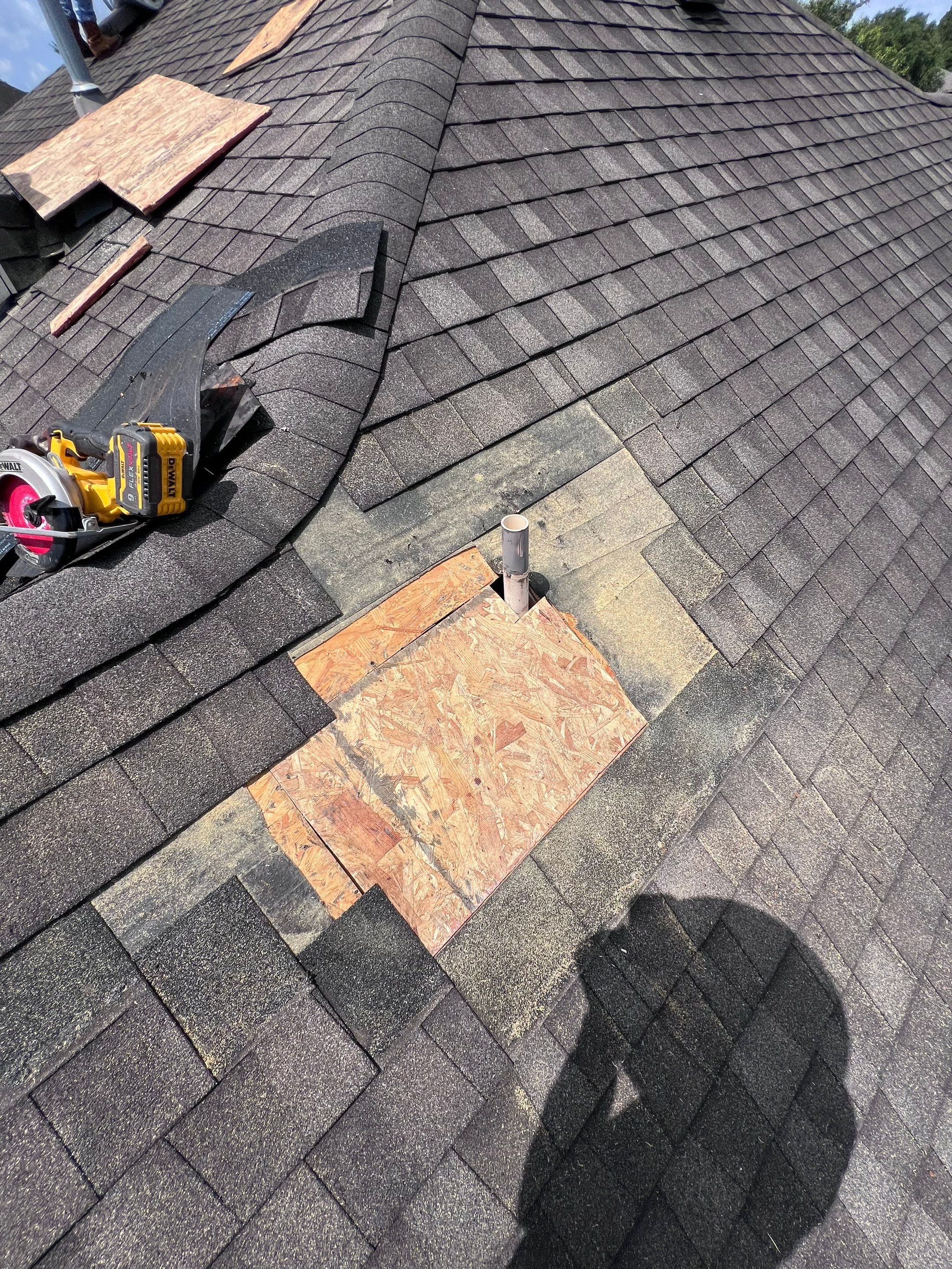 Hail Damage using Owen's Corning Duration (Lifetime) Shingles by Roof Repair Company