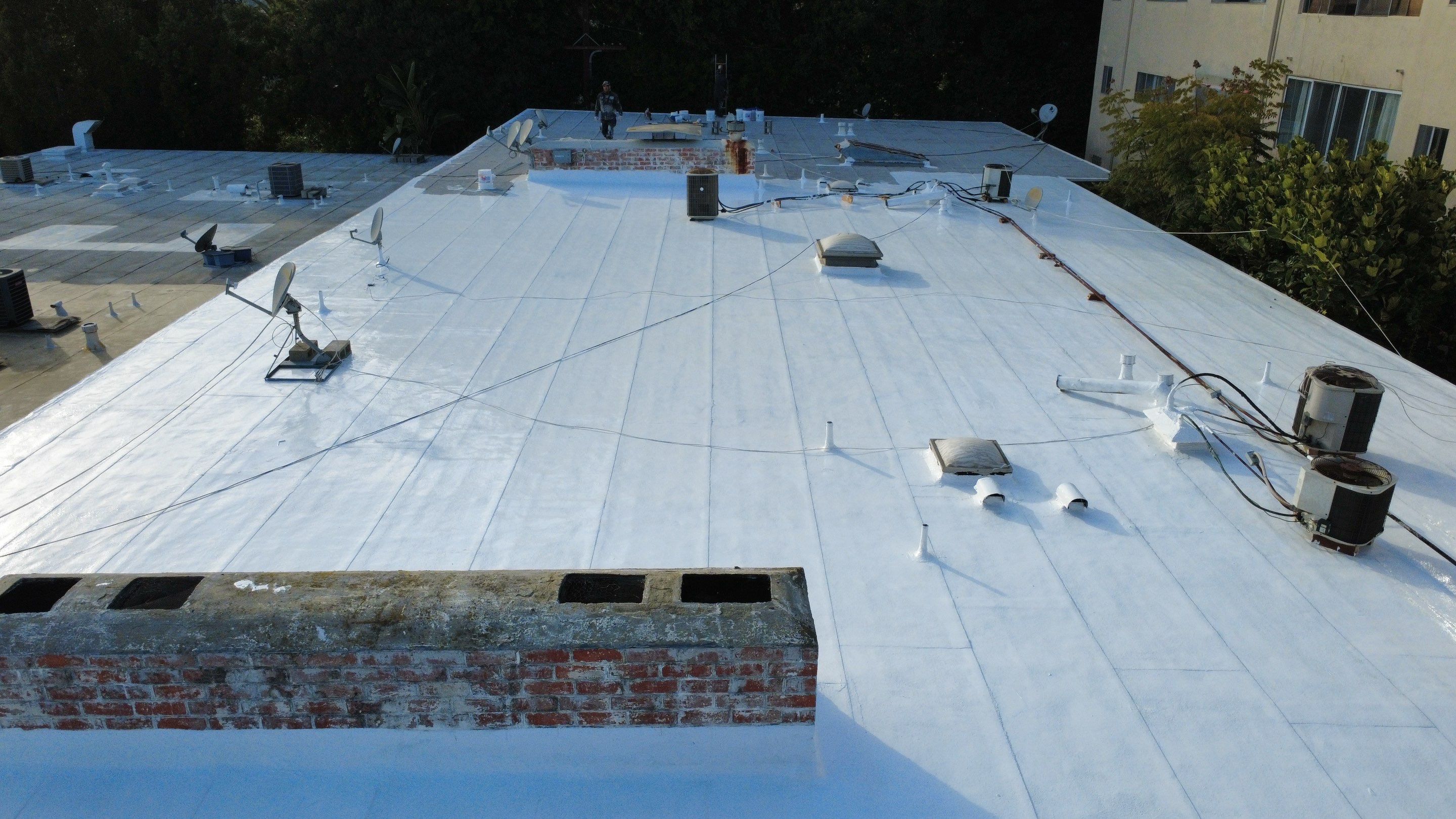 Silicone Coating- Apartment Building in West Hollywood by Hull Brothers Roofing