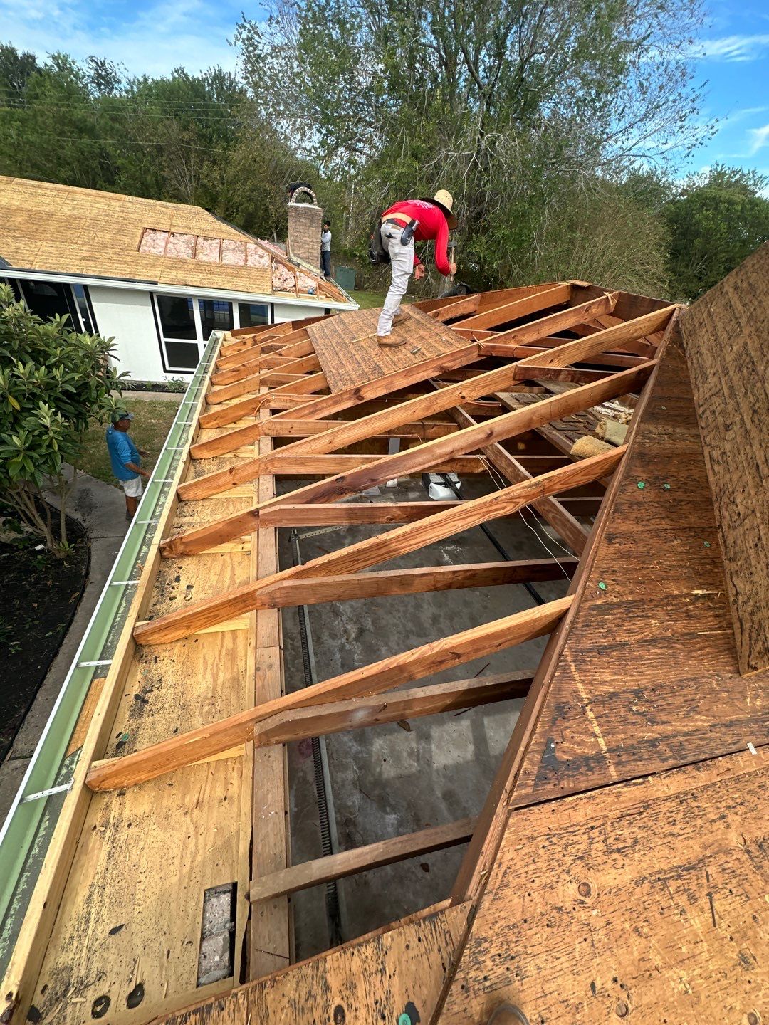 Residential Roofing Installation using Owen's Corning Duration (Lifetime) Shingles by Roof Repair Company