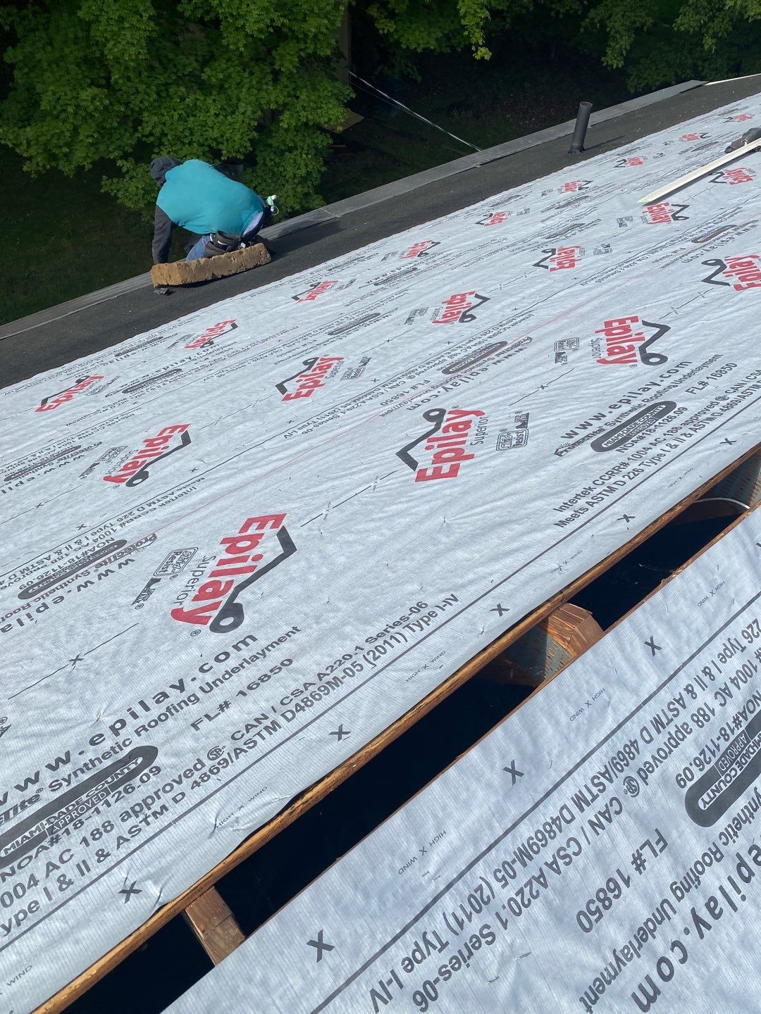 Residential Roofing Installation using owens corning duration, Harbor Blue by Absolute Roofing and Construction