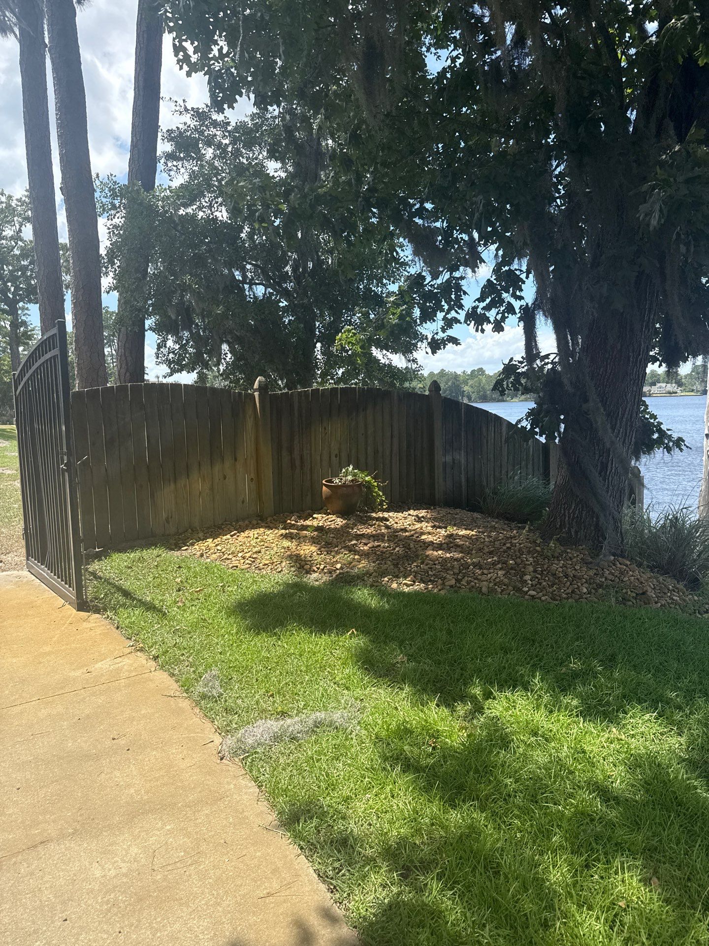 Sterling Aluminum Project in Chocowinity by Superior Fence and Rail