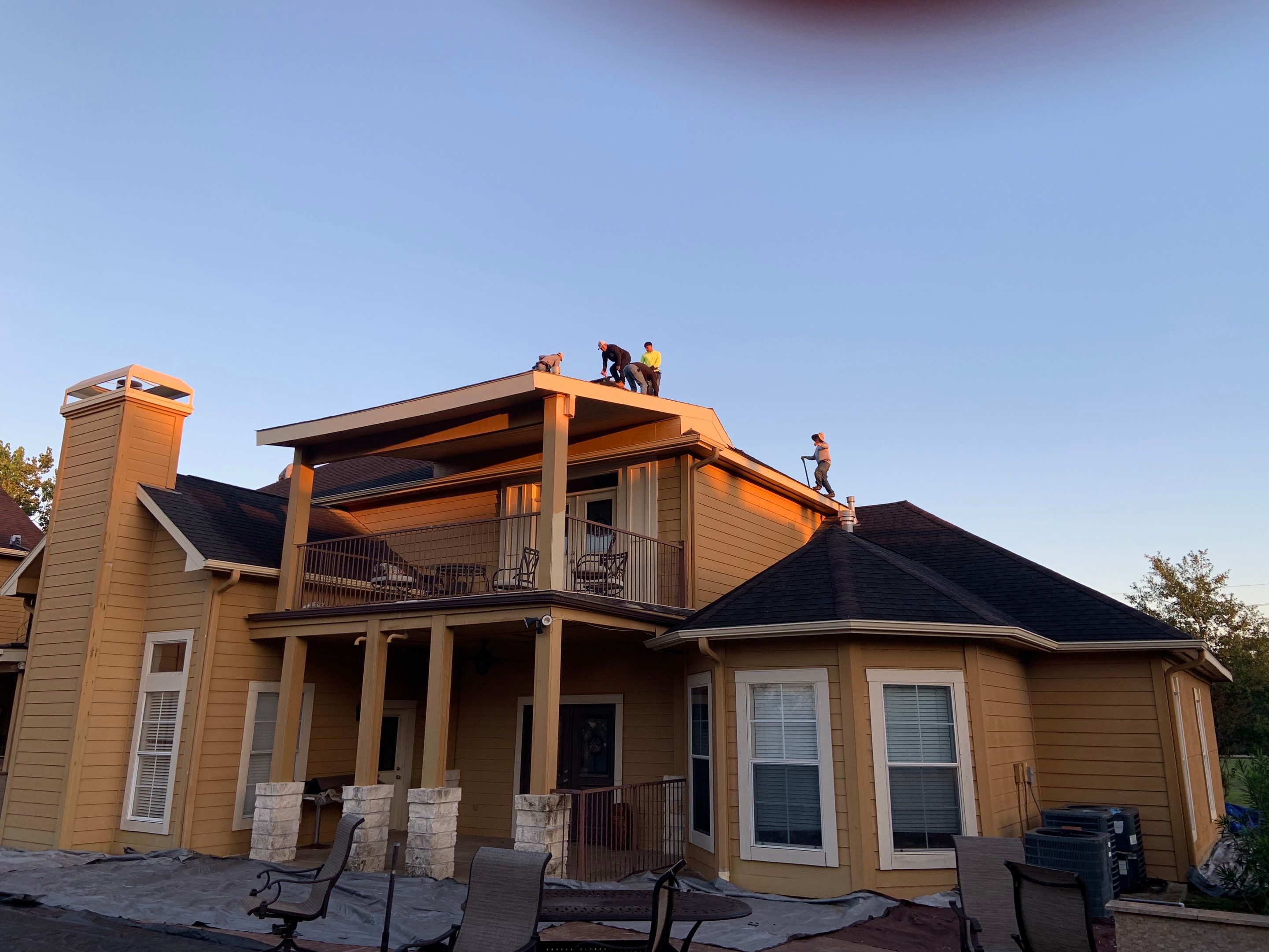 Residential Roofing Installation using Owen's Corning Duration (Lifetime) Shingles by Roof Repair Company