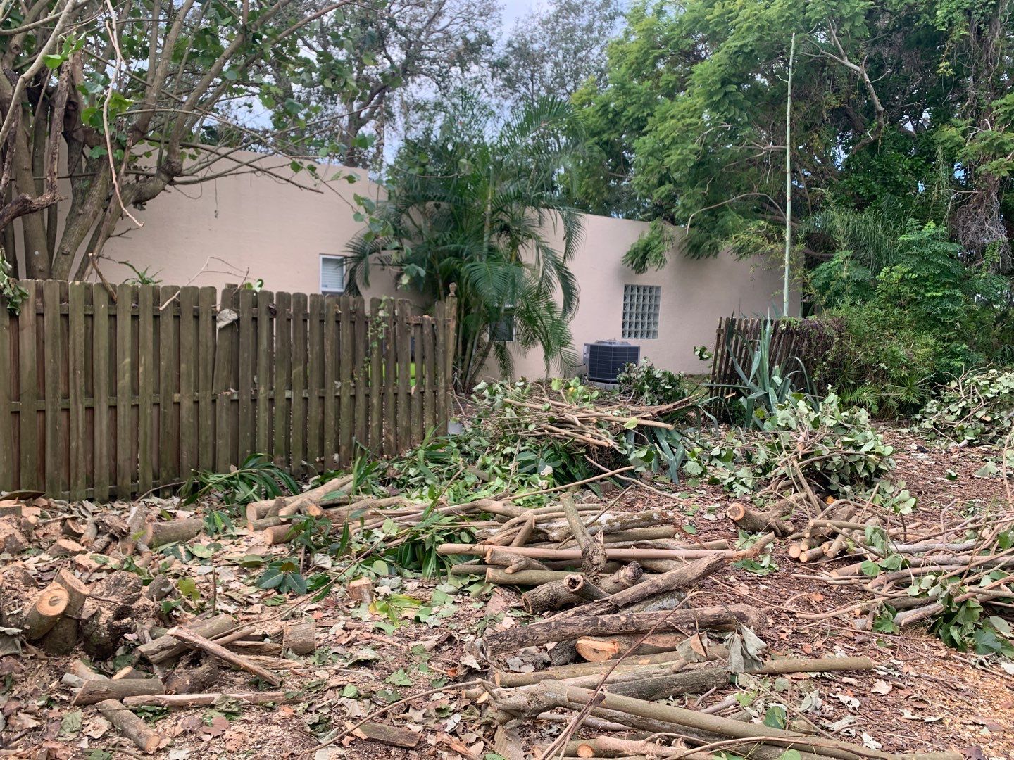 Wood Fence Installation using Shadowbox Wood Fence by Asap fence and gates, LLC