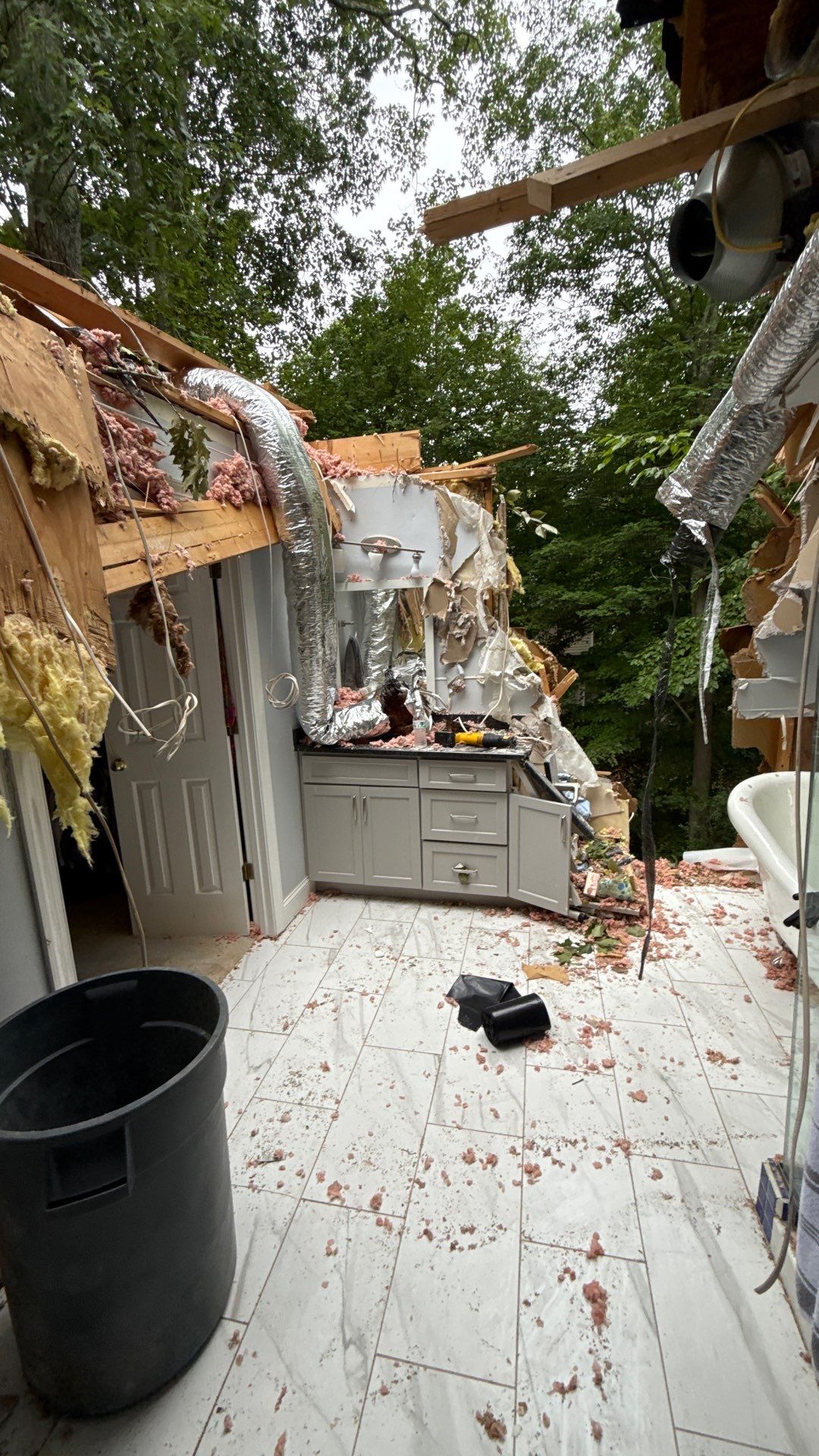 Storm Damage Mitigation and Structural Drying After Tree Impact in Raleigh by One Team Restoration