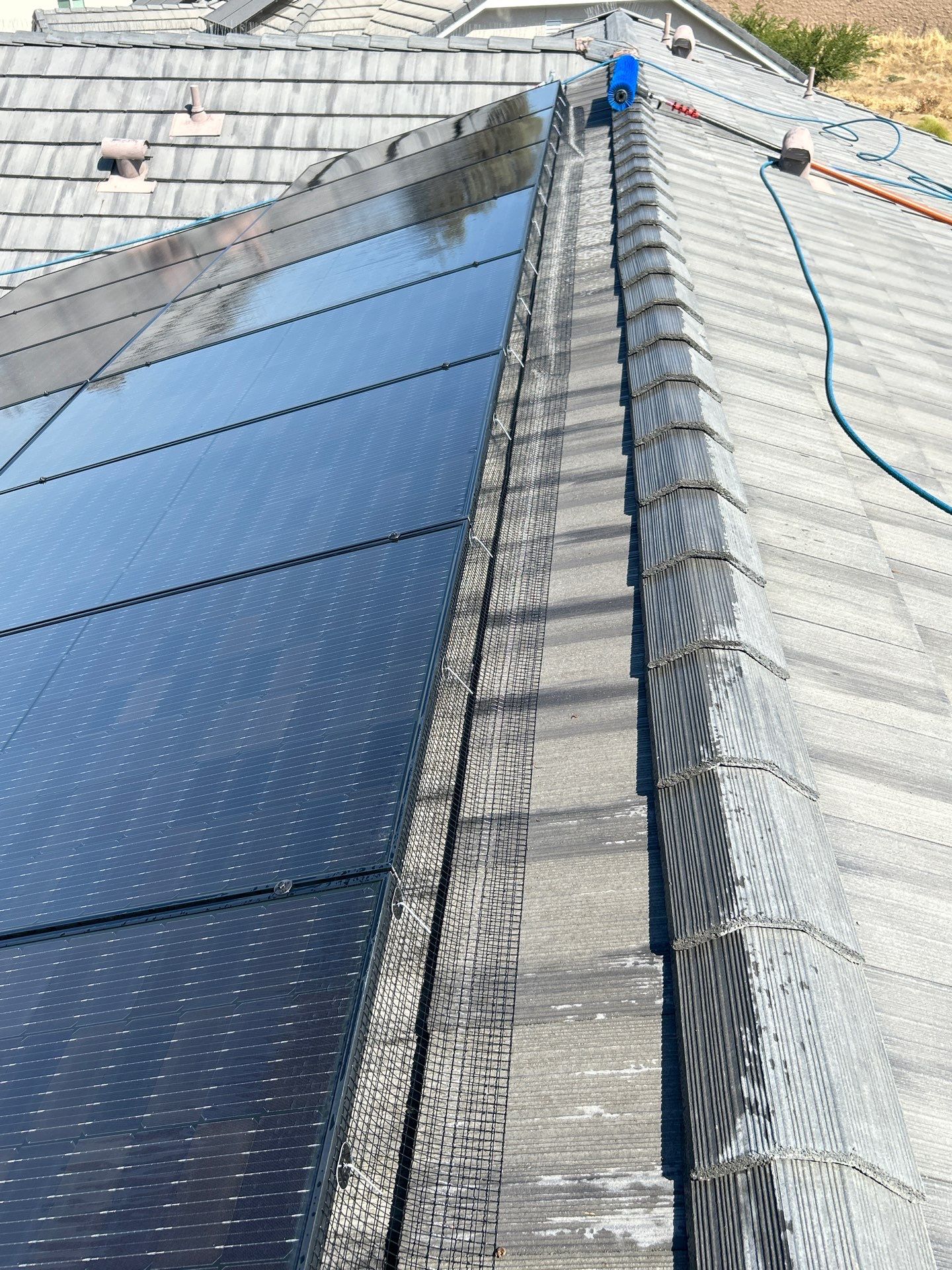 THE WORKS by D&A SOLAR CLEANING