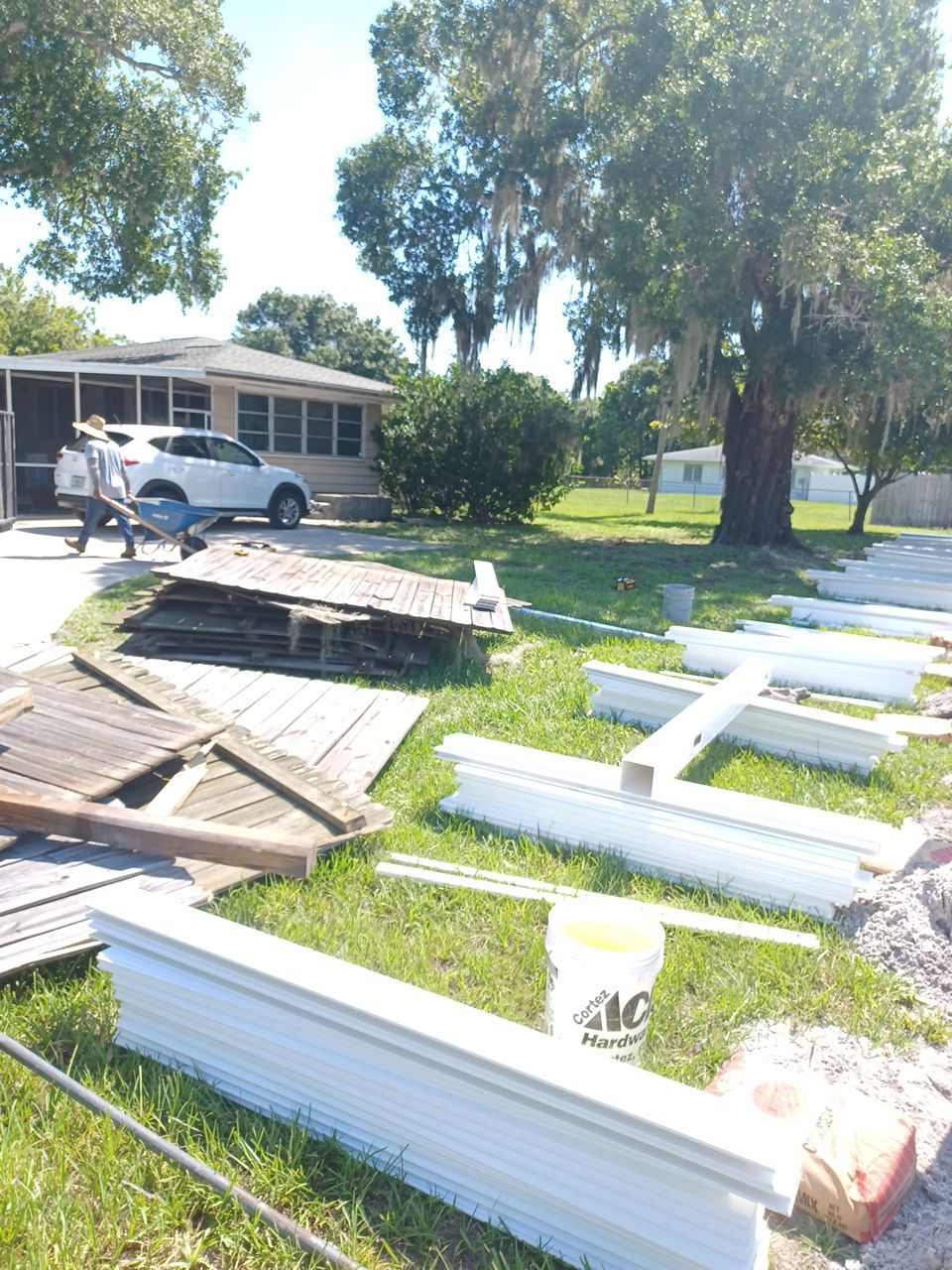 Sarasota, FL 6ft. Tall White Vinyl Privacy Fence by Asap fence and gates, LLC